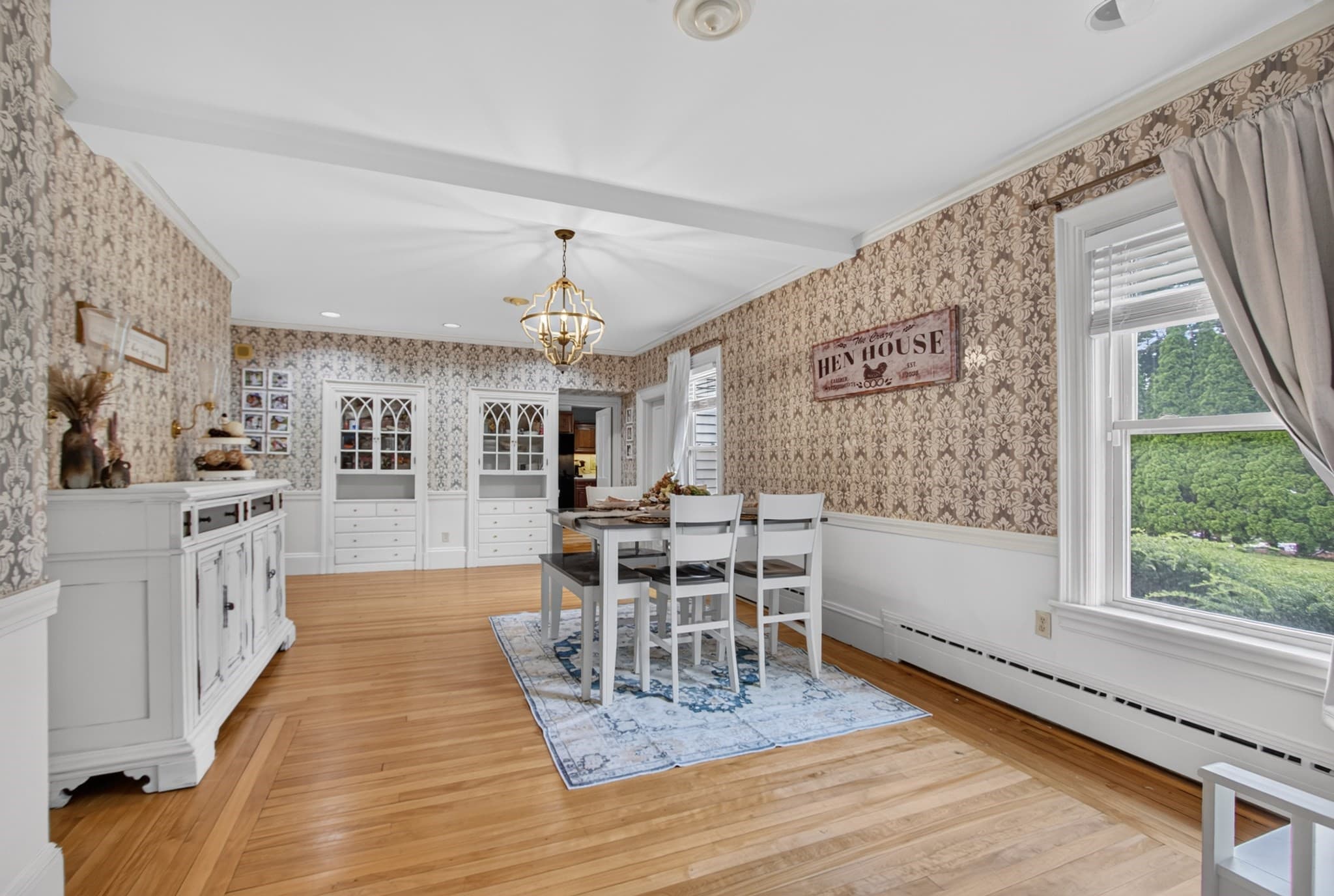 Single Family Residence at 141 Chestnut St, Gardner MA 01440, Gardner, photo 12 of 42