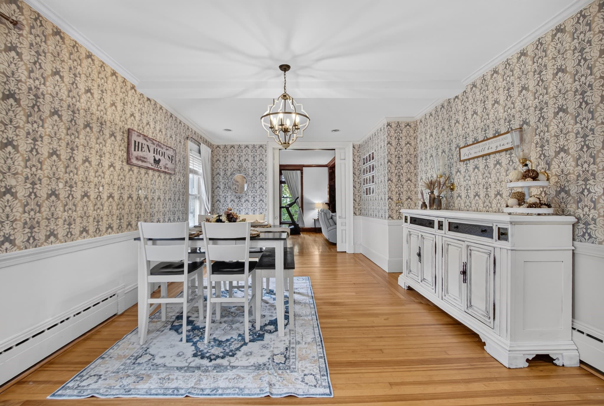 Single Family Residence at 141 Chestnut St, Gardner MA 01440, Gardner, photo 9 of 42