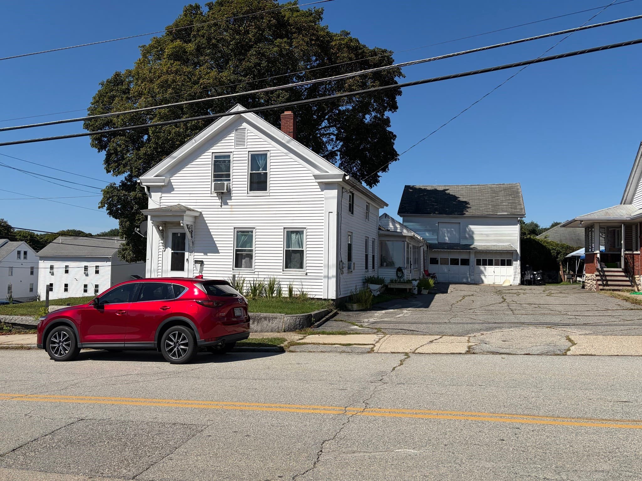 5-9 Family at 21-23/16 Oxford Ave/West Street, Dudley MA 01571, photo 4 of 11