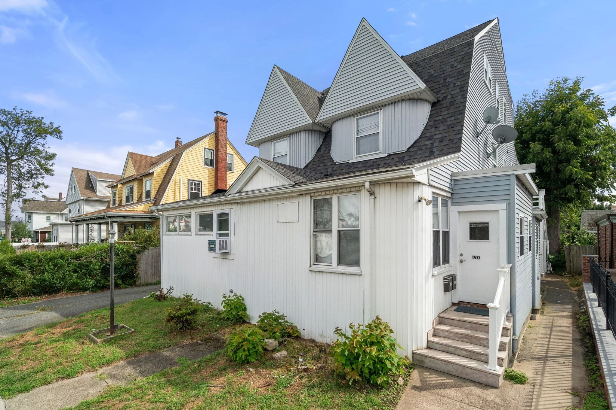 Multi Family at 190 Pleasant St, Winthrop MA 02152, Winthrop, photo 2 of 21
