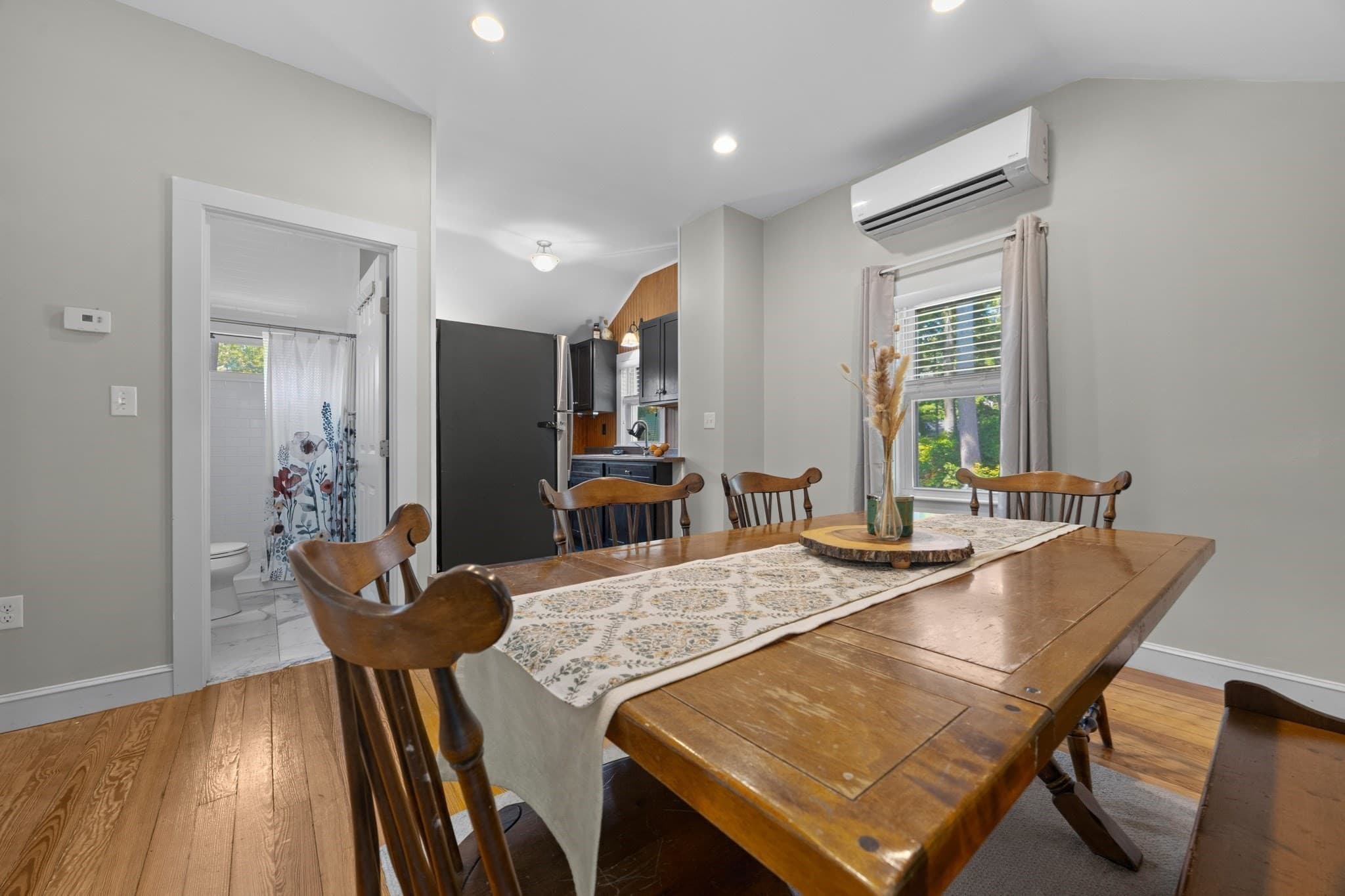 Single Family Residence at 103 Indian Tr, Pembroke MA 02359, Pembroke, photo 4 of 27