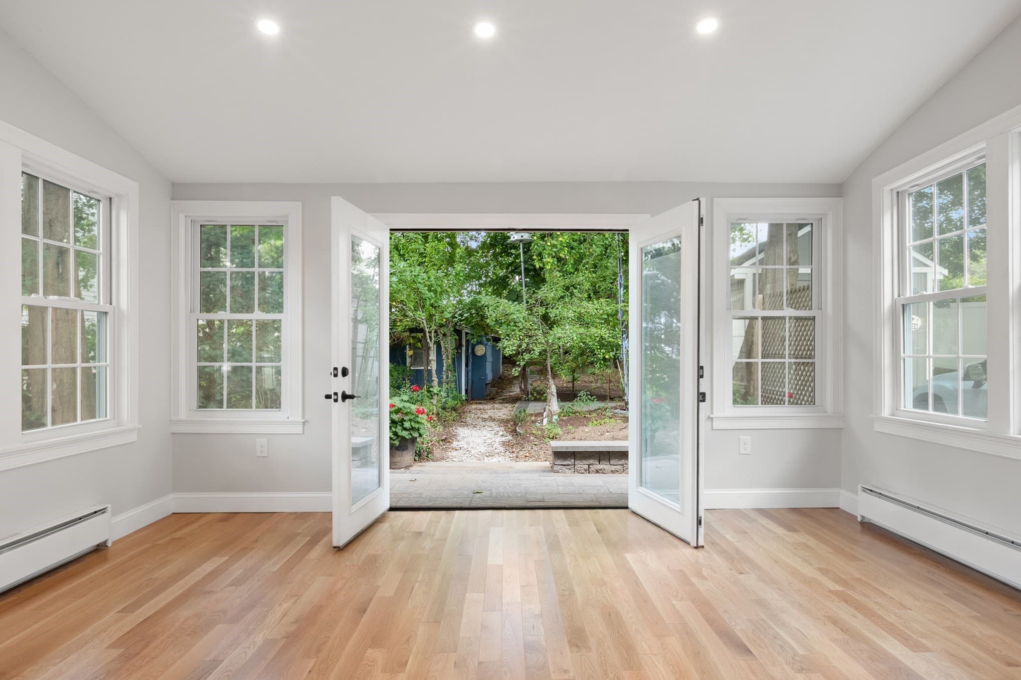 Single Family Residence at 13 Estes Street, Ipswich MA 01938, Ipswich, photo 11 of 33