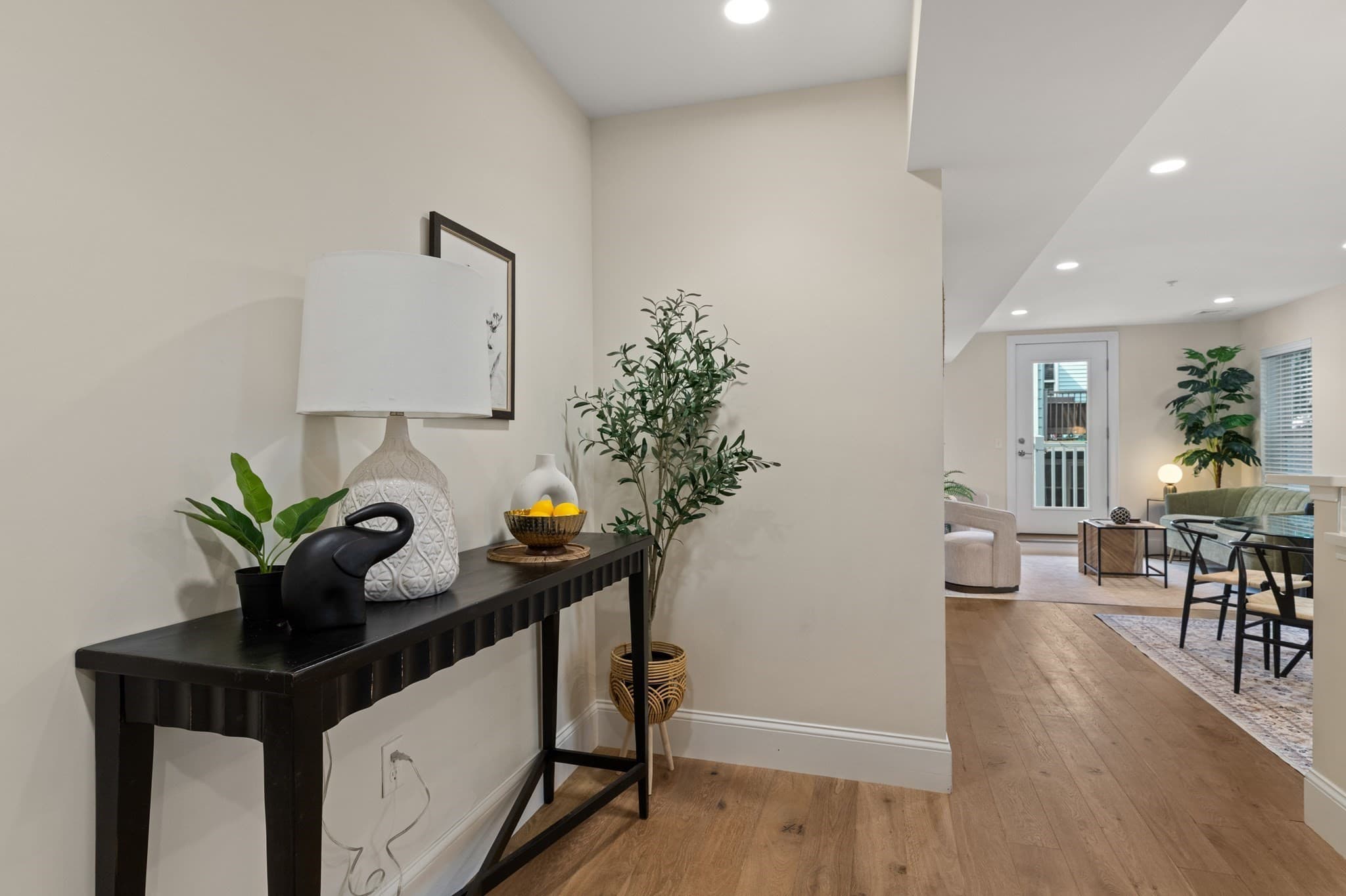 Condominium at 29 Ward St # 103, Boston MA 02127, Boston, photo 2 of 25