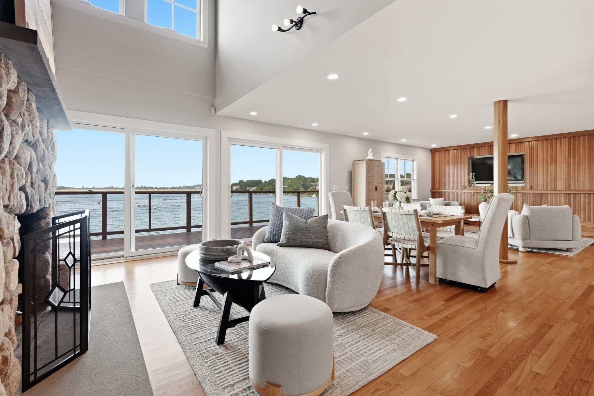 Single Family Residence at 55 Riverview Rd, Gloucester MA 01930, Gloucester, photo 5 of 40