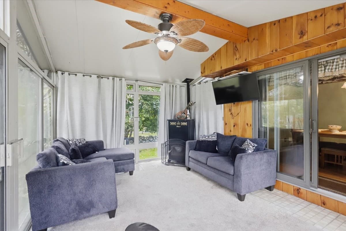 Single Family Residence at 49 Bakerville Rd, Dartmouth MA 02748, Dartmouth, photo 6 of 16