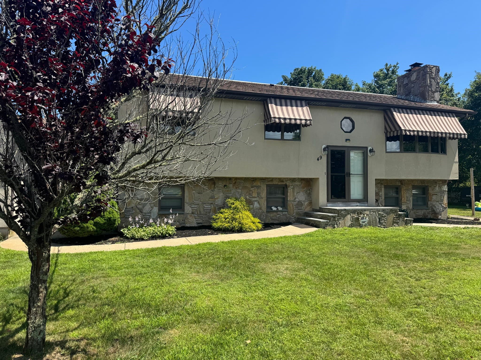 Single Family Residence at 49 Bakerville Rd, Dartmouth MA 02748, Dartmouth, photo 3 of 16