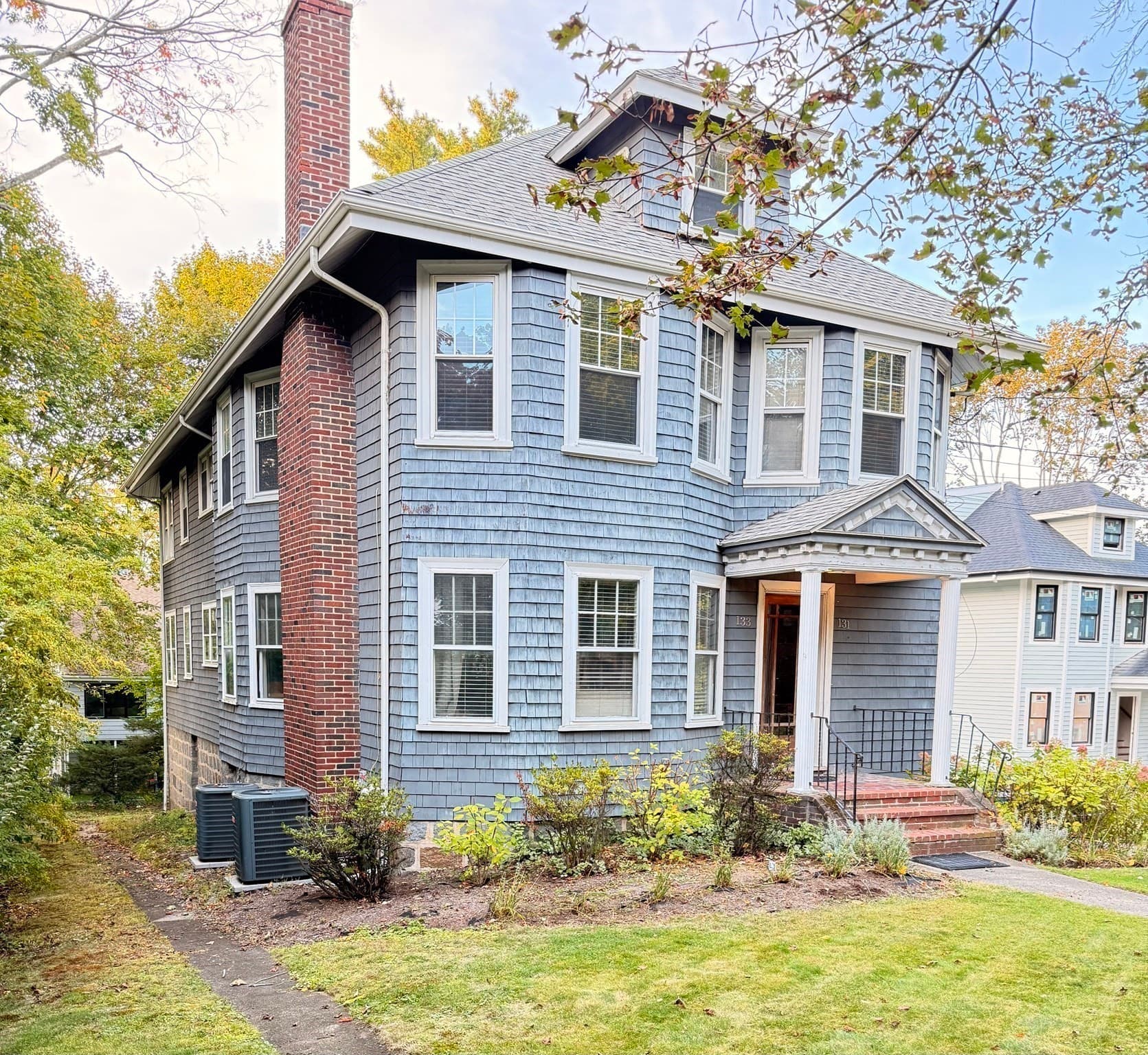 2 Family - 2 Units Up/Down at 131-133 Mount Vernon St, Newton MA 02465, Newton, photo 2 of 34