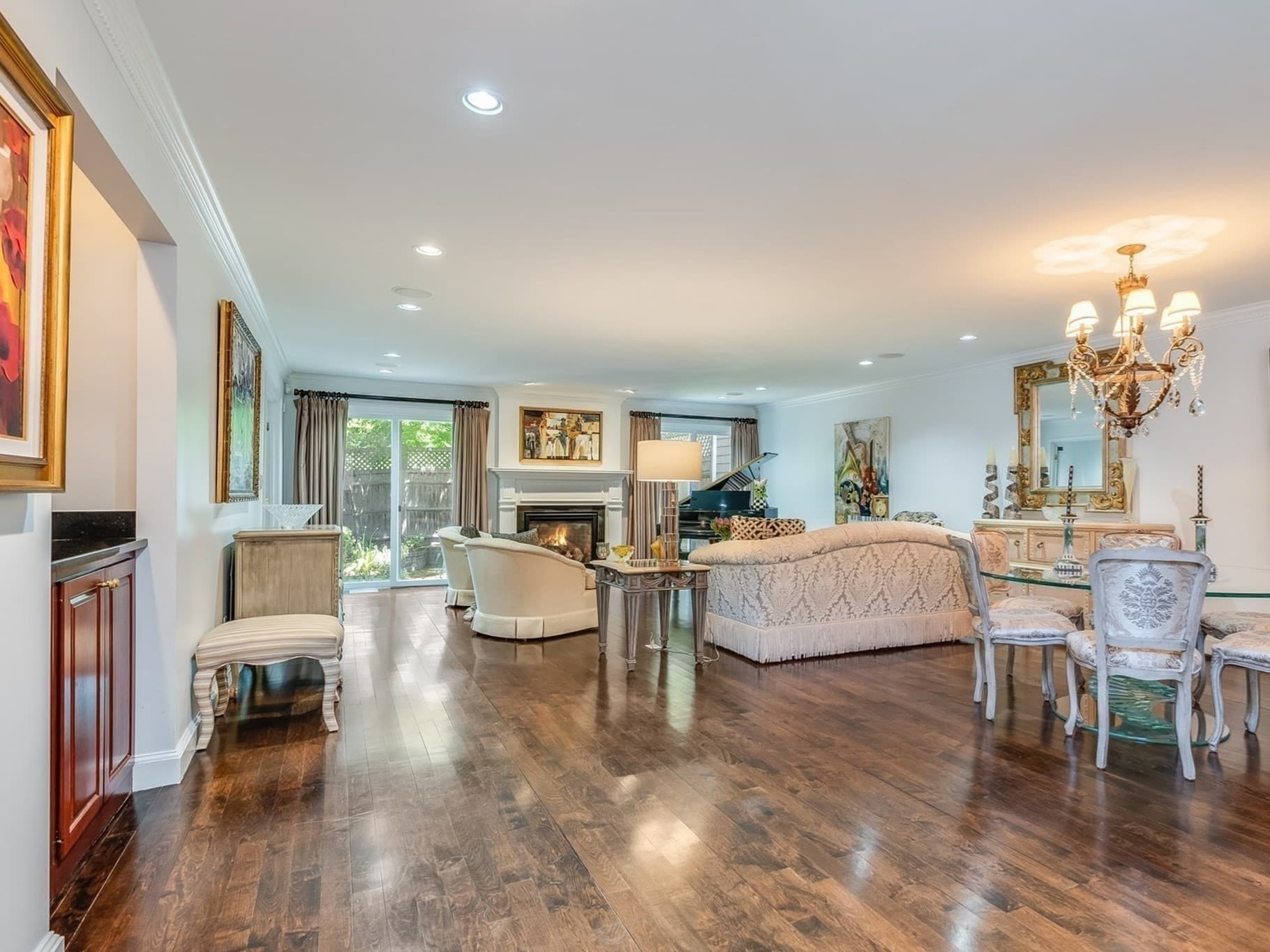439C Dedham Street # C, Newton MA 02459