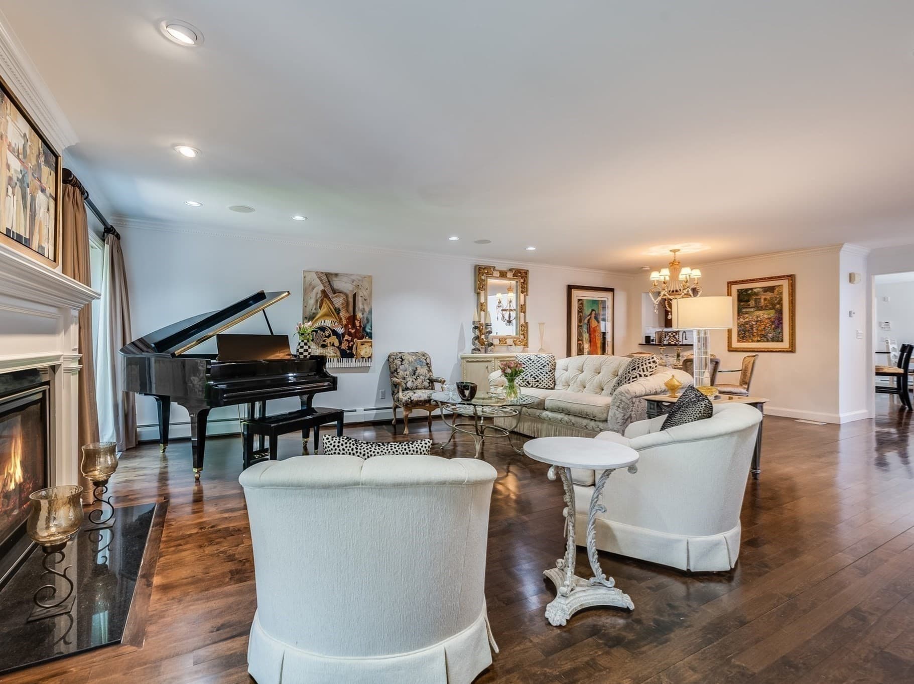 Condominium at 439C Dedham Street # C, Newton MA 02459, Newton, photo 4 of 27