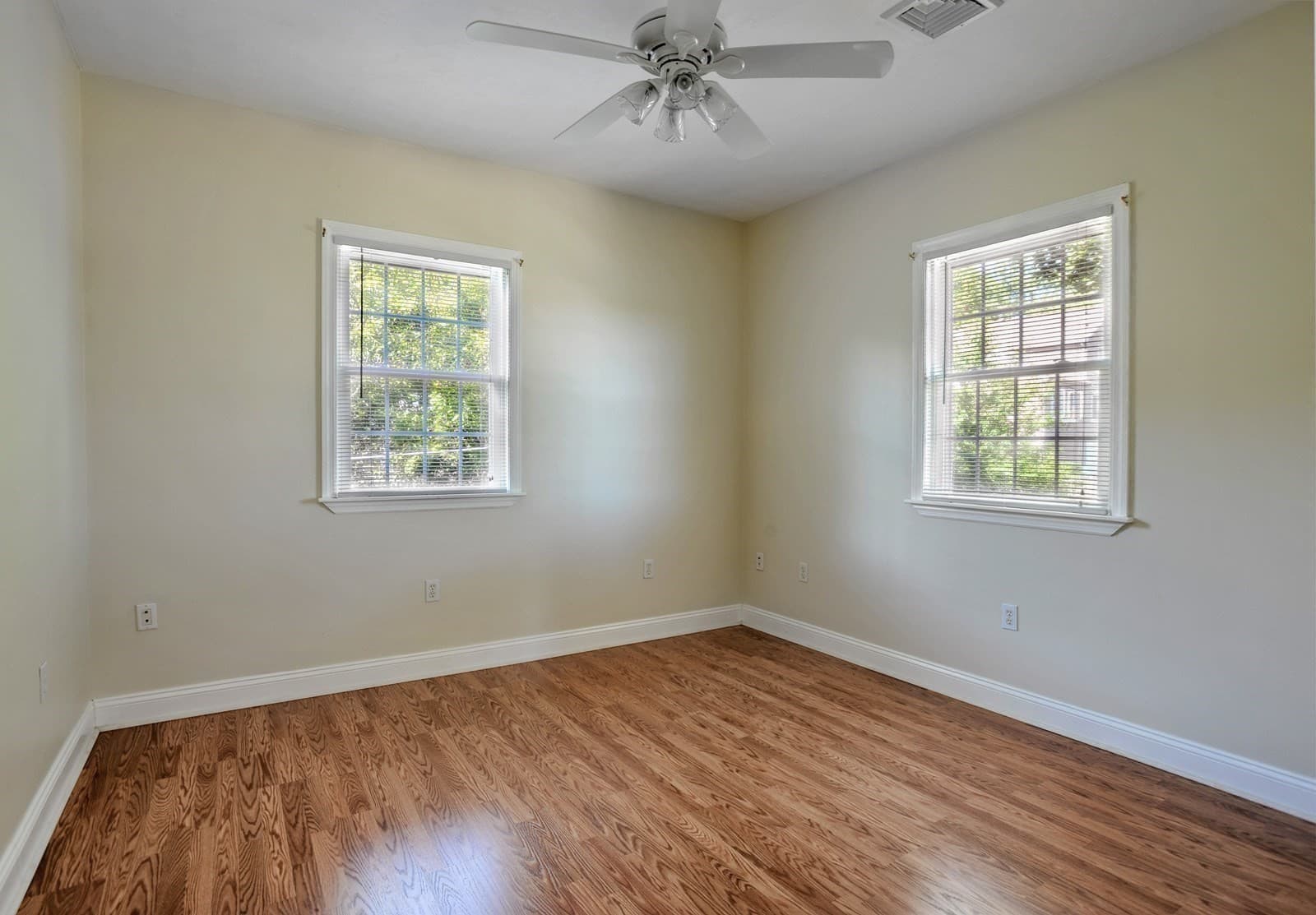 Single Family Residence at 5 Seminole Ave, Weymouth MA 02188, Weymouth, photo 27 of 42