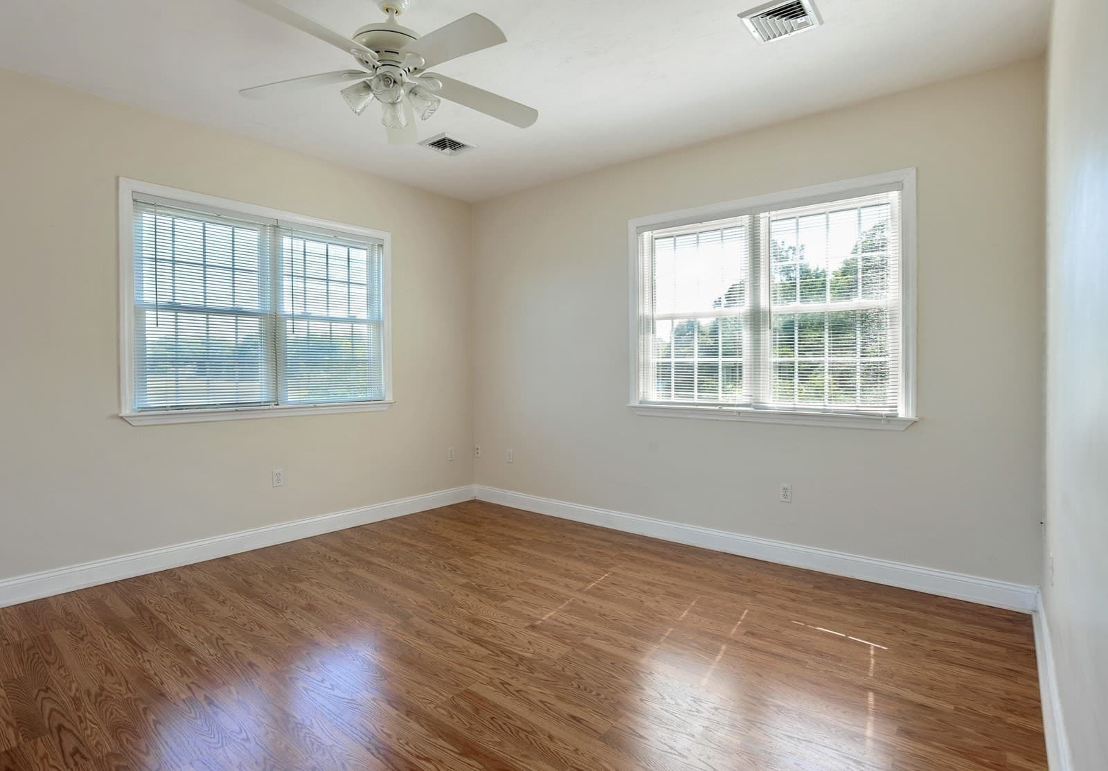 Single Family Residence at 5 Seminole Ave, Weymouth MA 02188, Weymouth, photo 28 of 42