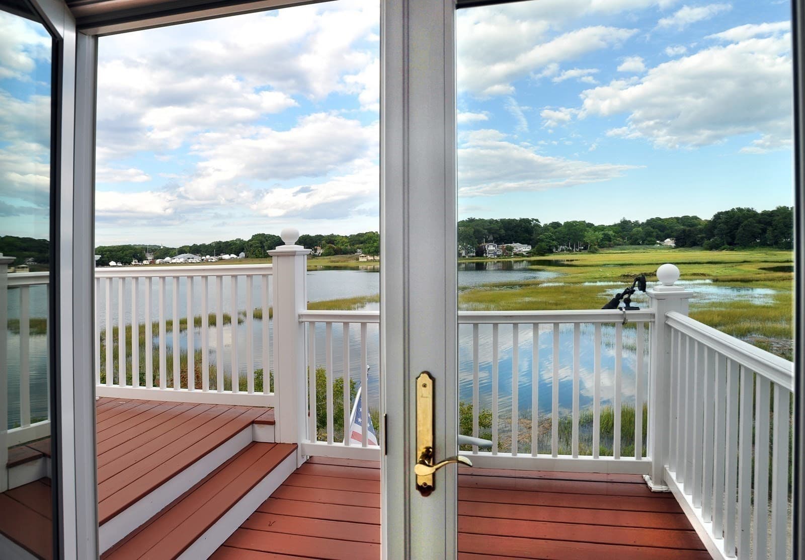 Single Family Residence at 5 Seminole Ave, Weymouth MA 02188, Weymouth, photo 5 of 42