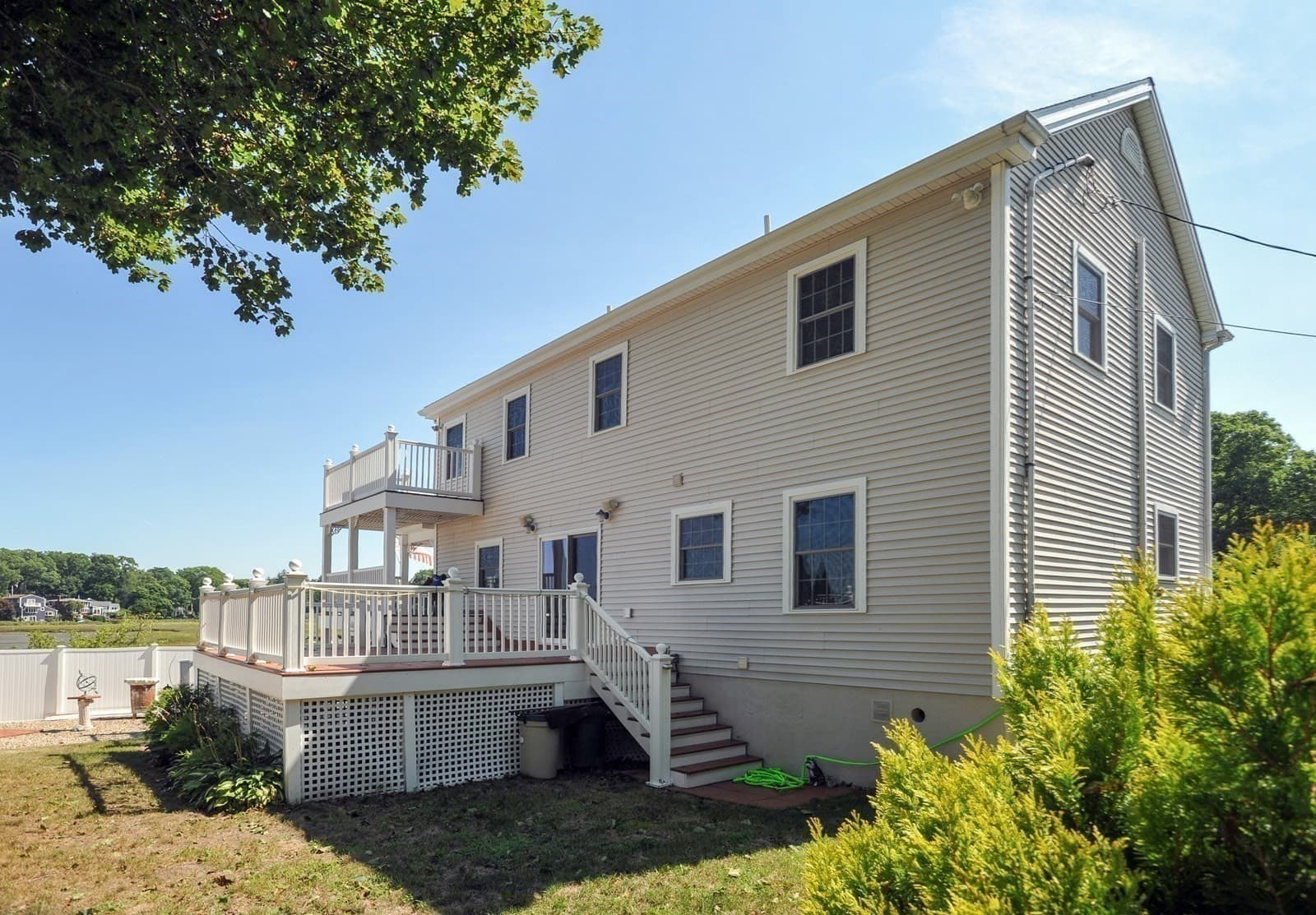 Single Family Residence at 5 Seminole Ave, Weymouth MA 02188, Weymouth, photo 10 of 42