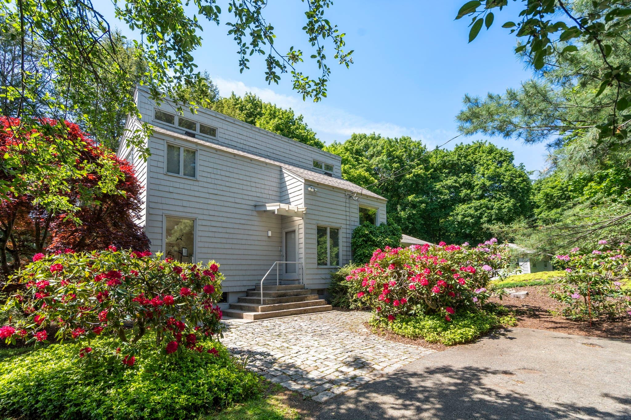 287 Glen Rd, Weston MA 02493