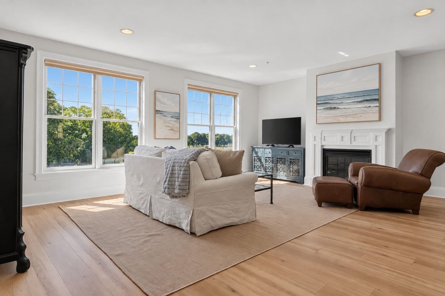 1306 Columbia Road # 4C, Boston MA 02127