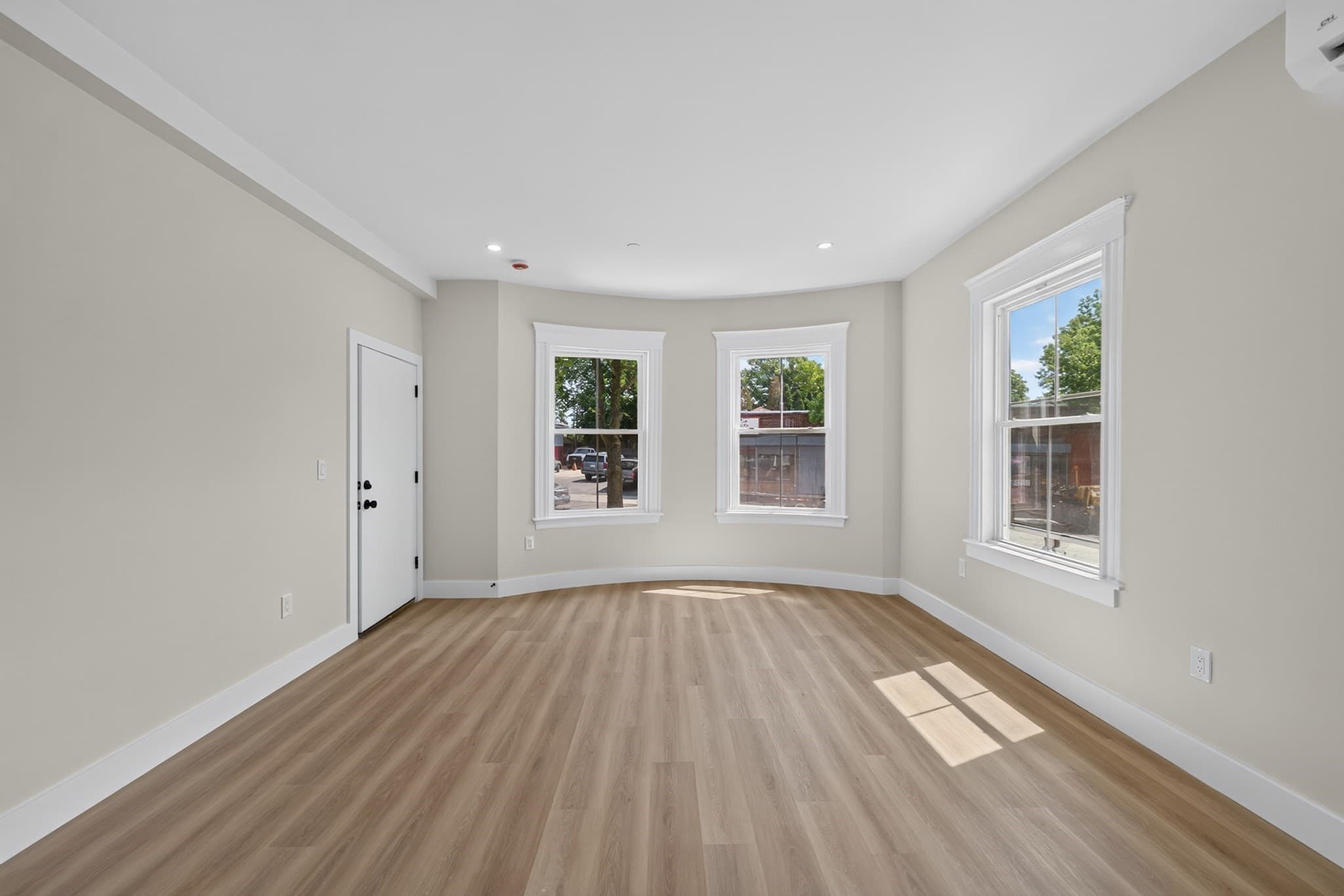 Condominium at 533 Washington Street # A, Boston MA 02124, Boston, photo 3 of 14