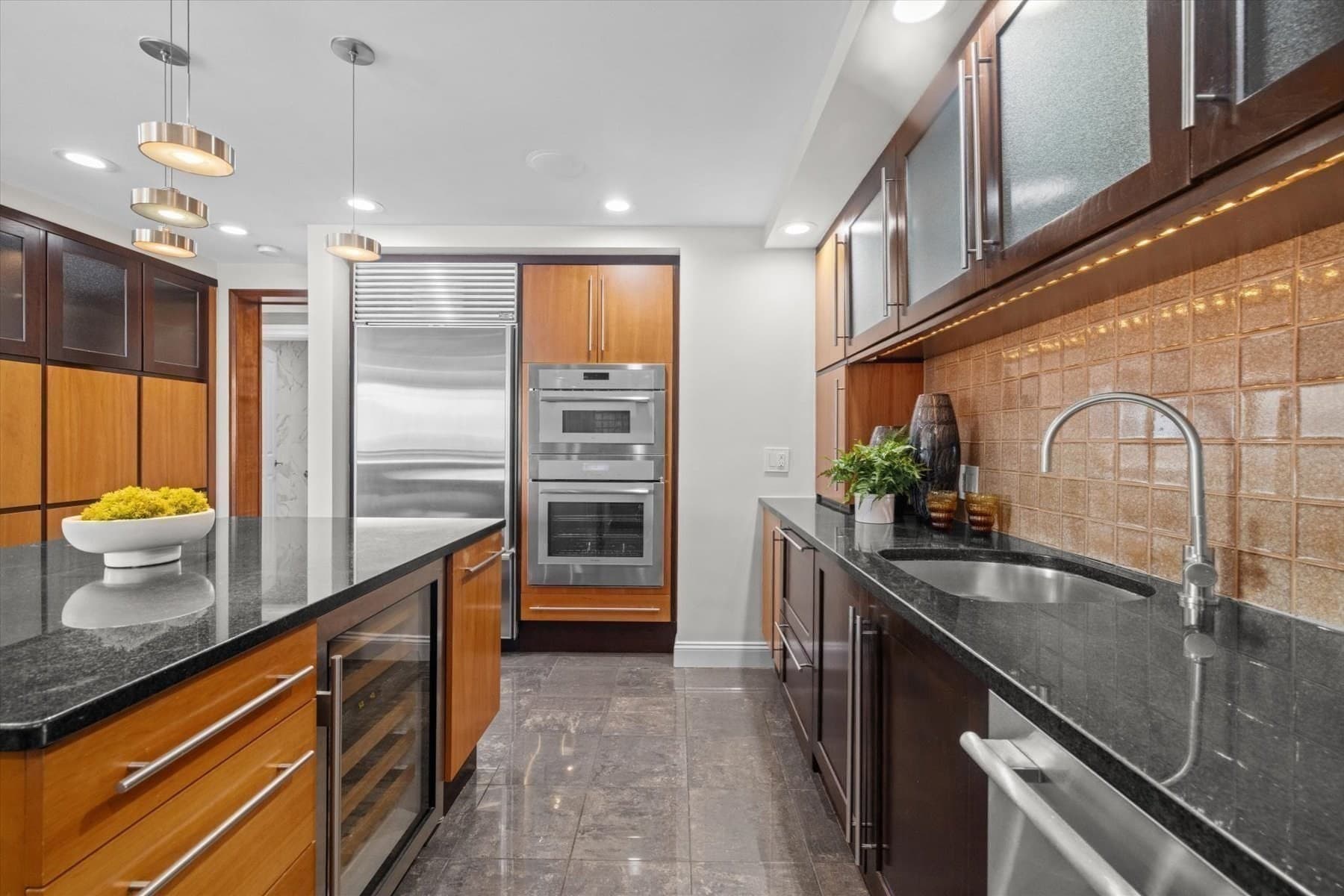 Condominium at 85 East India, Boston MA 02110, Boston, photo 3 of 42