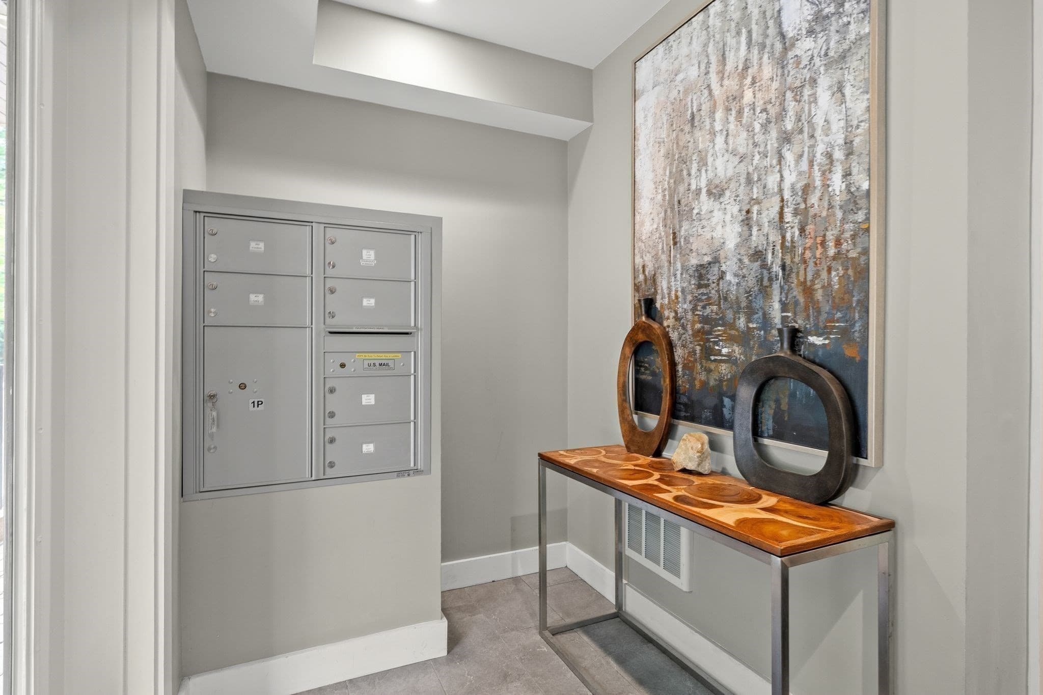 Condominium at 52 Fisher Avenue # 302, Boston MA 02120, Boston, photo 28 of 38