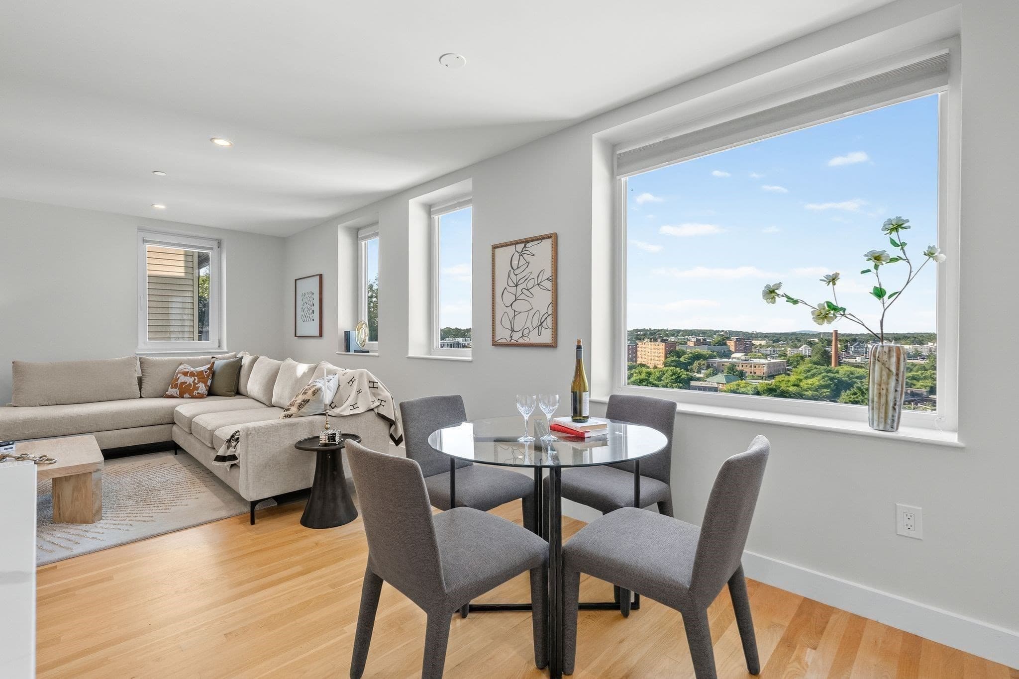 Condominium at 52 Fisher Avenue # 302, Boston MA 02120, Boston, photo 5 of 38