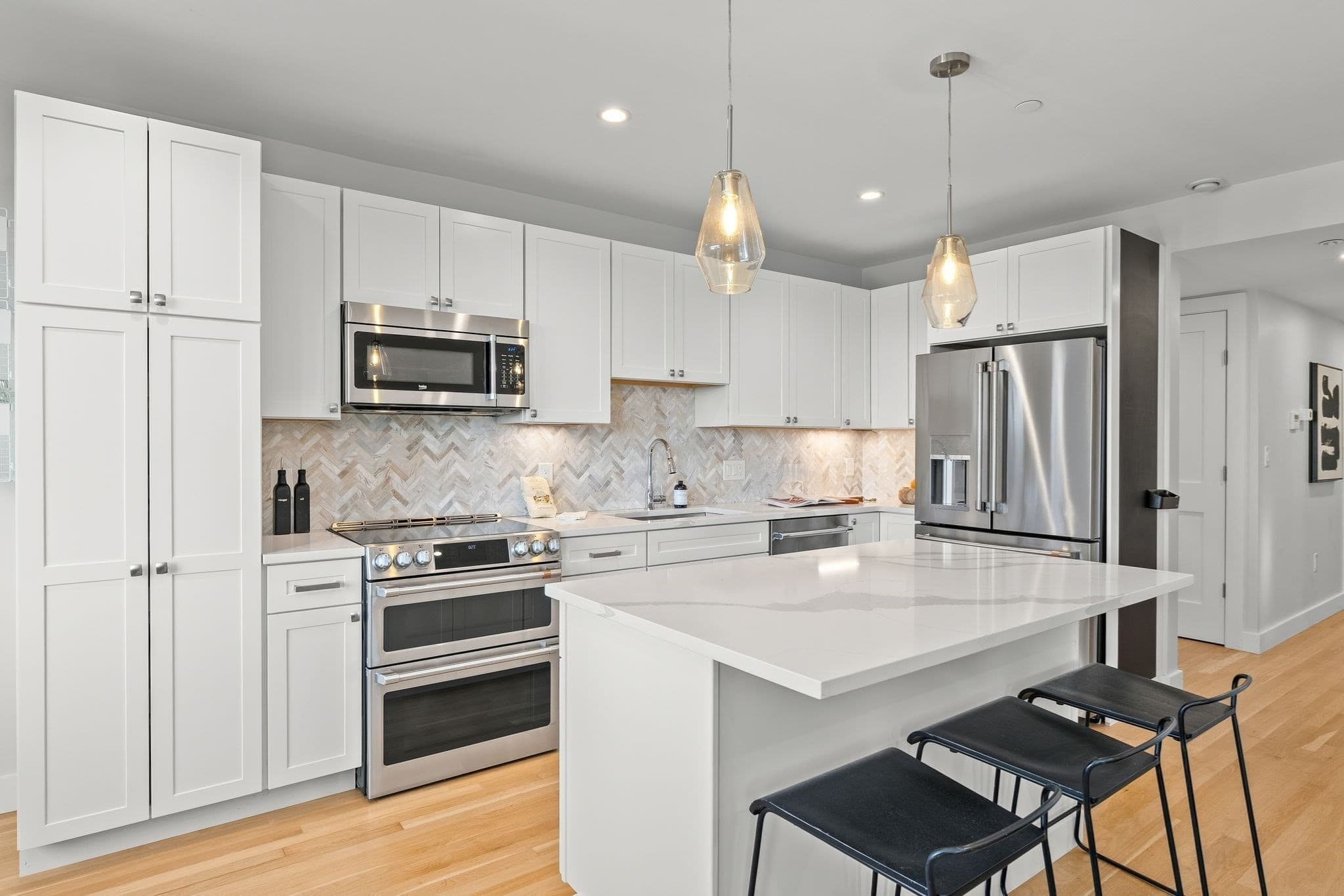 Condominium at 52 Fisher Avenue # 302, Boston MA 02120, Boston, photo 8 of 38
