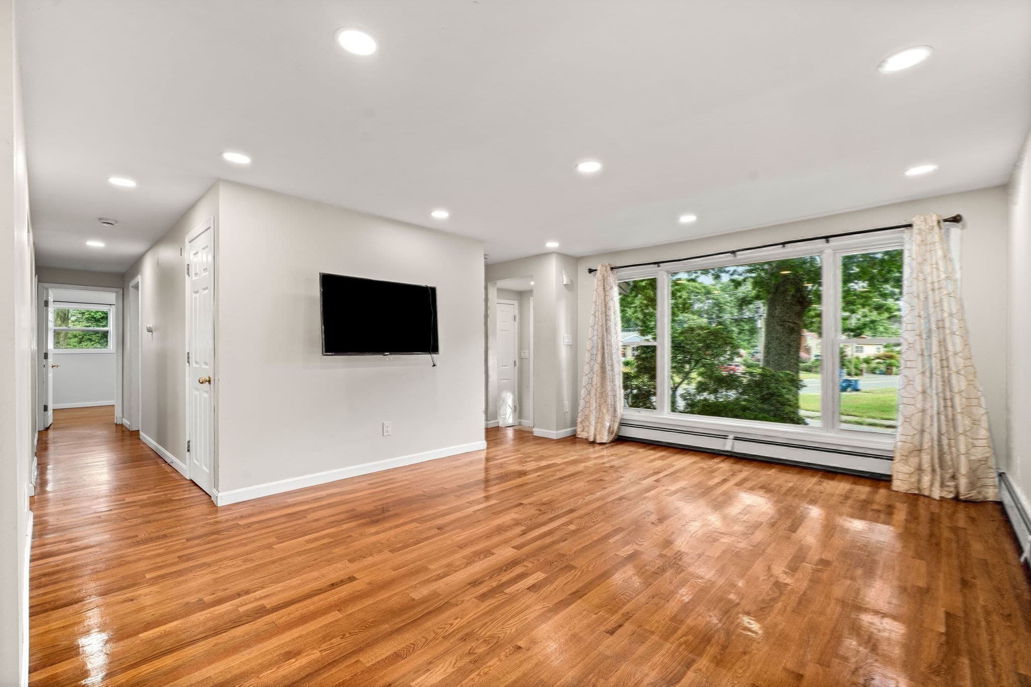 Single Family Residence at 4 Niles Rd, Randolph MA 02368, photo 20 of 42
