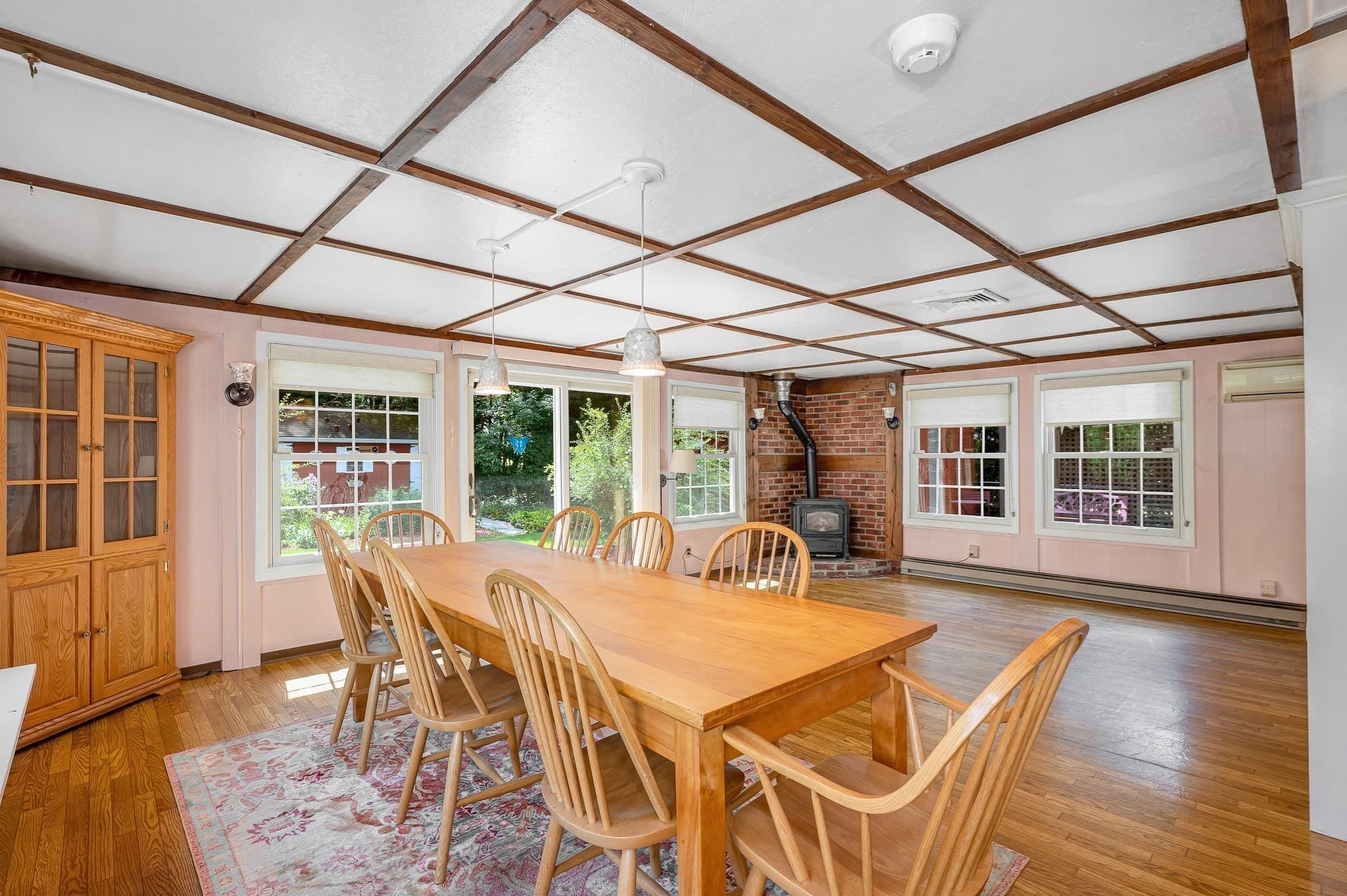 Single Family Residence at 16 Porter Rd, Chelmsford MA 01824, photo 10 of 35