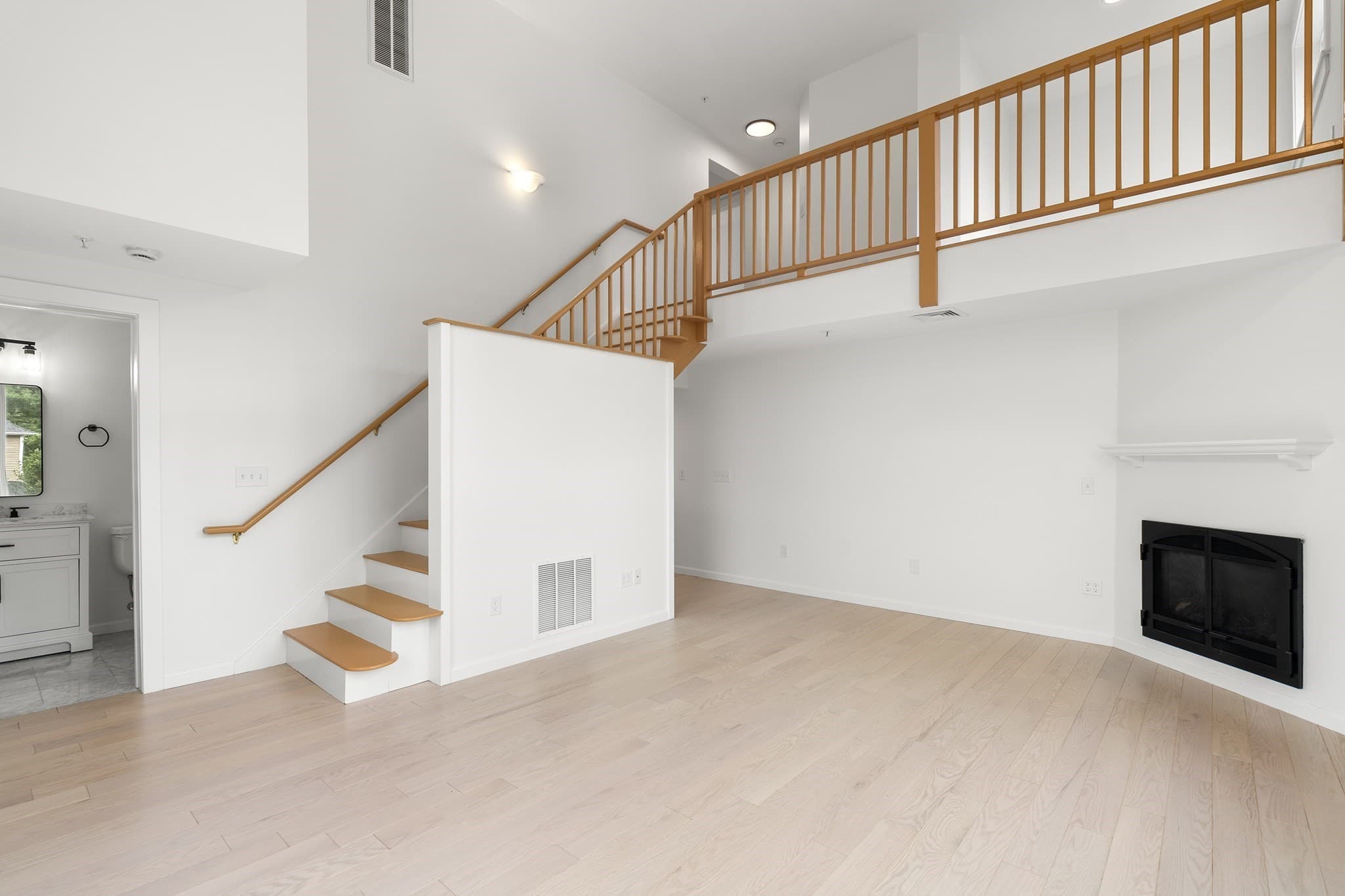 Condominium at 24 Glenwood Avenue # 3, Walpole MA 02081, Walpole, photo 13 of 42
