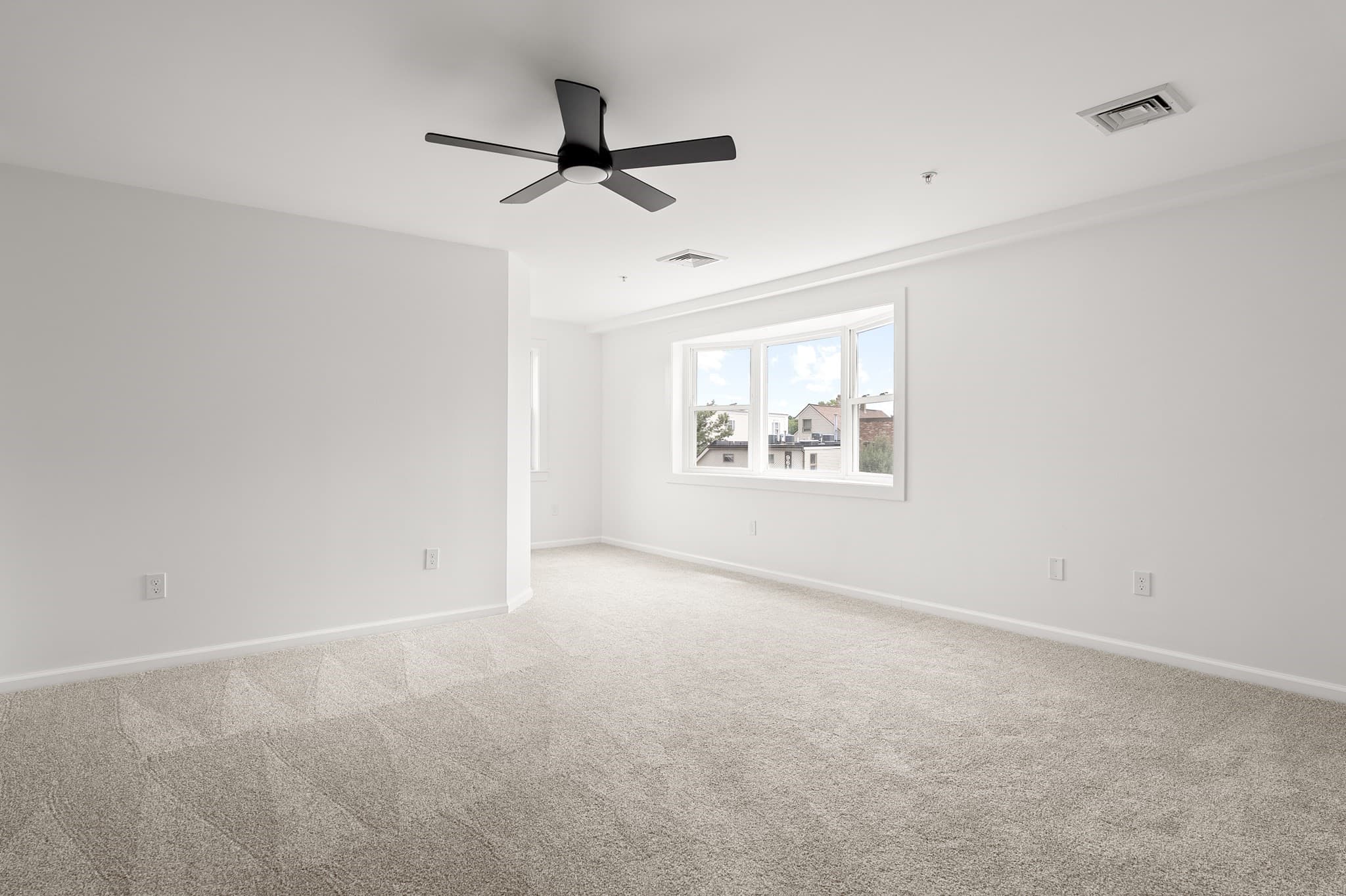 Condominium at 24 Glenwood Avenue # 3, Walpole MA 02081, Walpole, photo 32 of 42