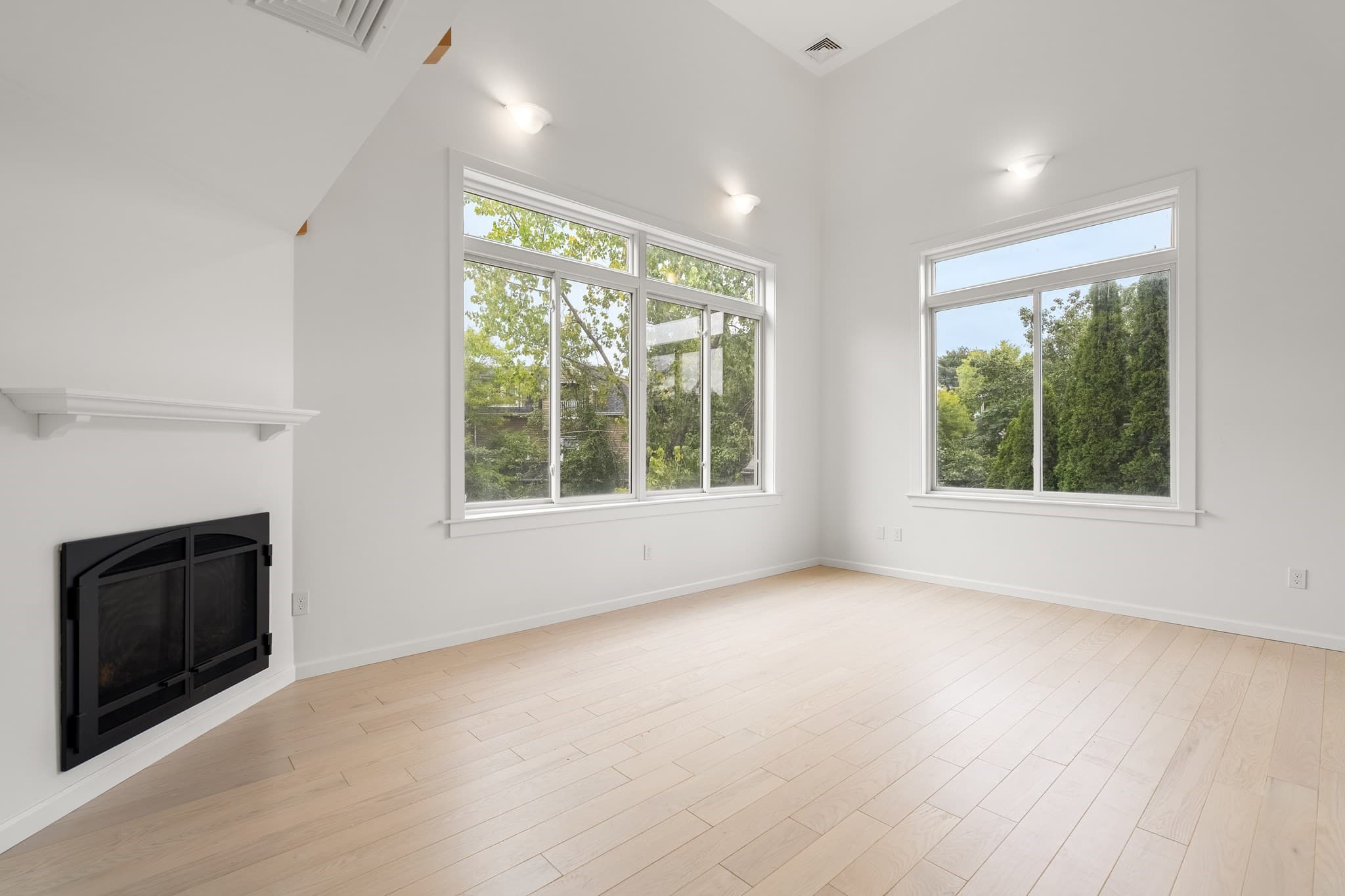 Condominium at 24 Glenwood Avenue # 3, Walpole MA 02081, Walpole, photo 9 of 42