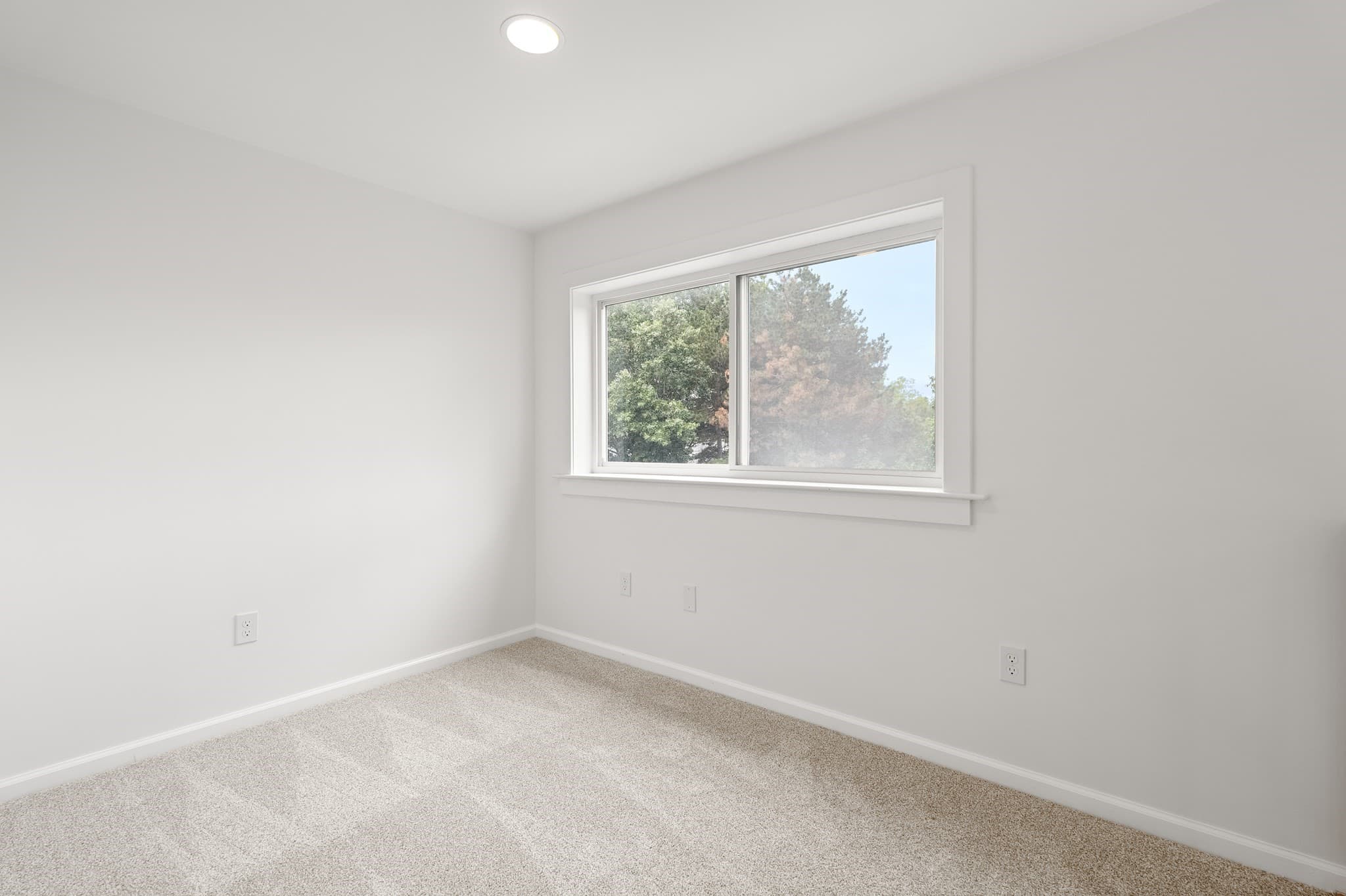Condominium at 24 Glenwood Avenue # 3, Walpole MA 02081, Walpole, photo 30 of 42