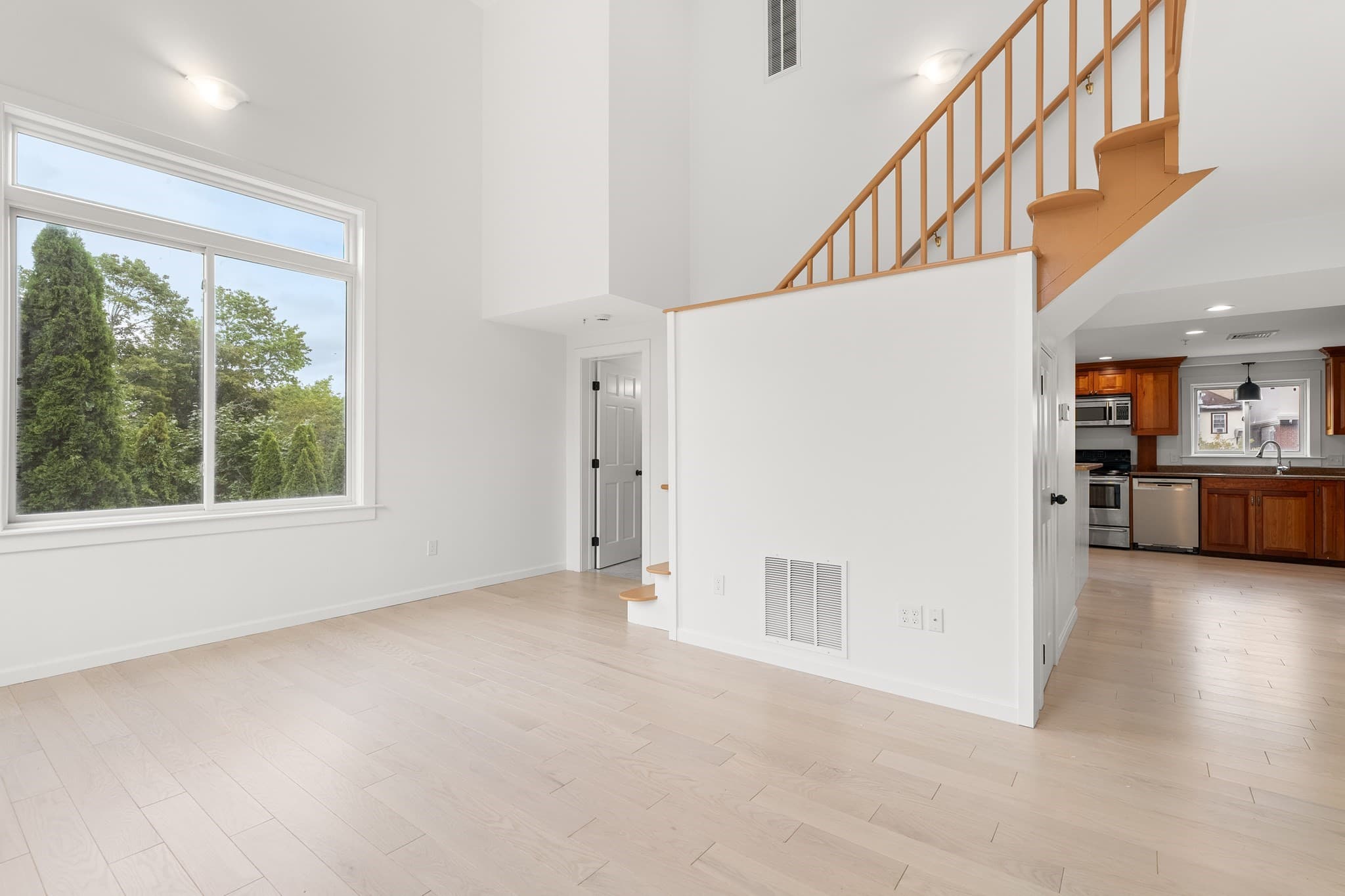 Condominium at 24 Glenwood Avenue # 3, Walpole MA 02081, Walpole, photo 10 of 42