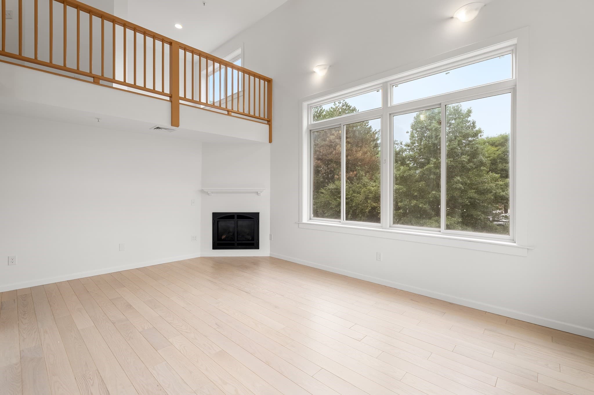 Condominium at 24 Glenwood Avenue # 3, Walpole MA 02081, Walpole, photo 11 of 42