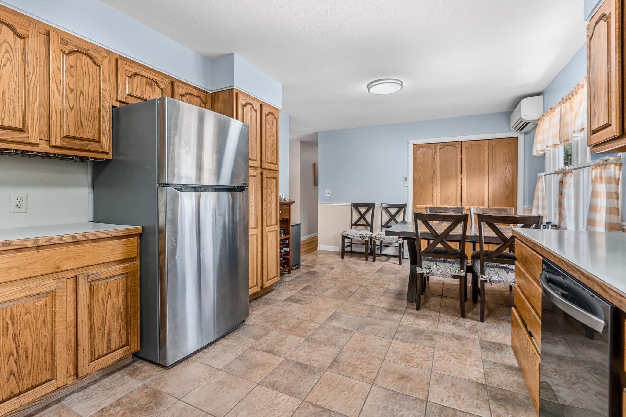 Single Family Residence at 45 Brook St, Easthampton MA 01027, Easthampton, photo 5 of 38