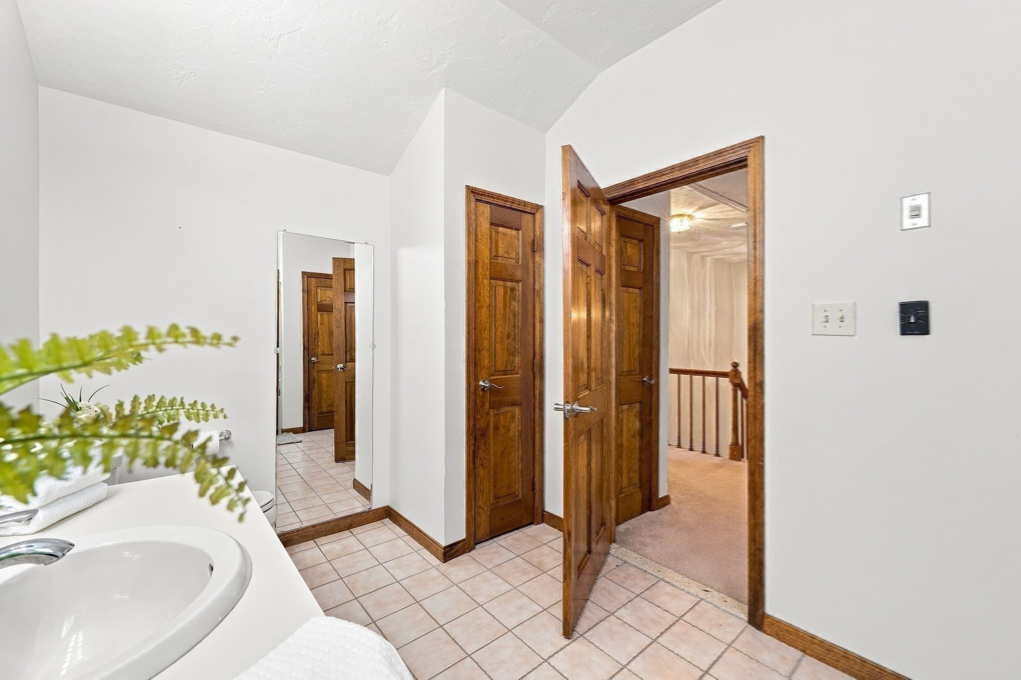 Condominium at 43 Villa Roma Dr # 43, Tewksbury MA 01876, Tewksbury, photo 32 of 42