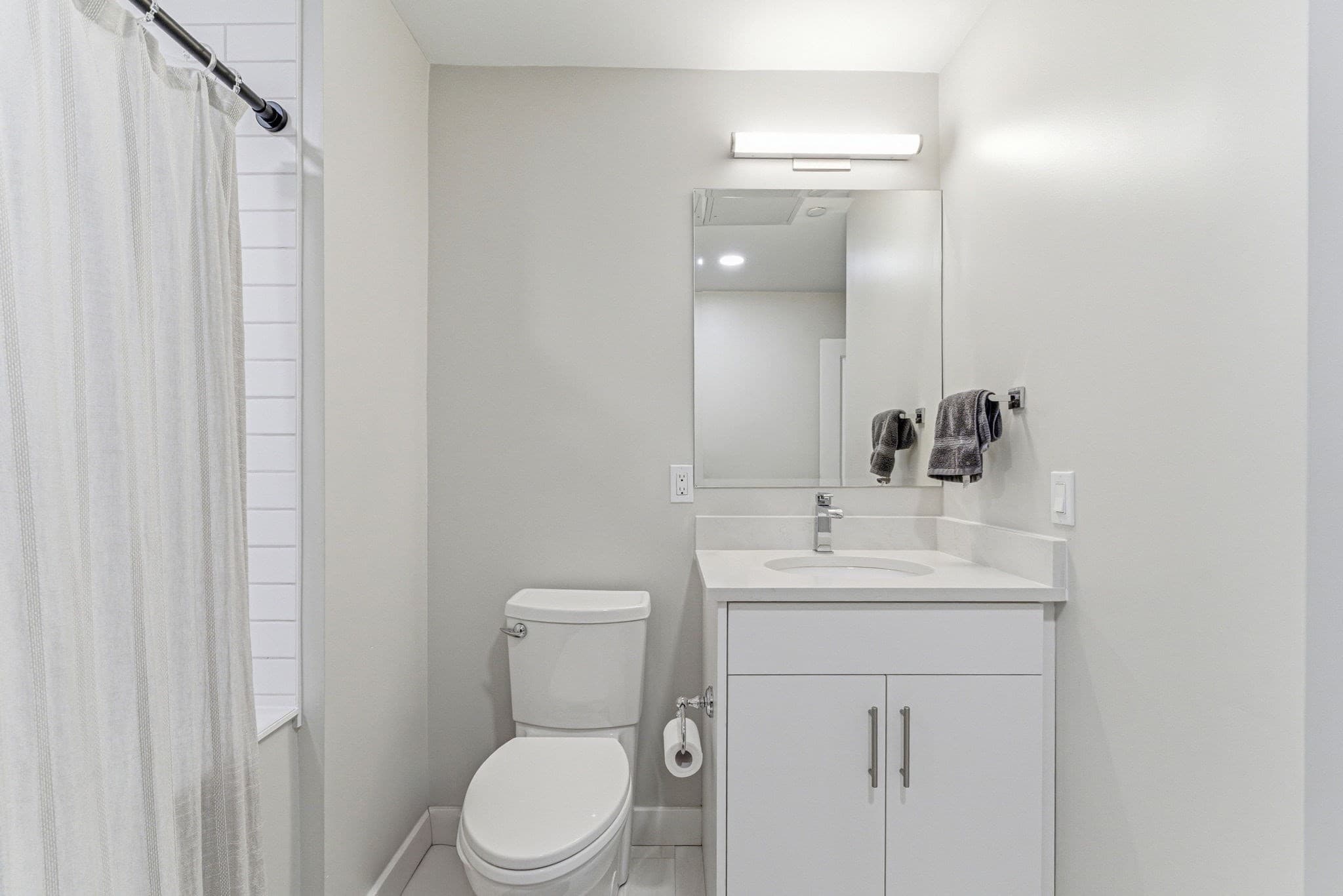 Condominium at 157 Chestnut # 203, Chelsea MA 02150, Chelsea, photo 13 of 28