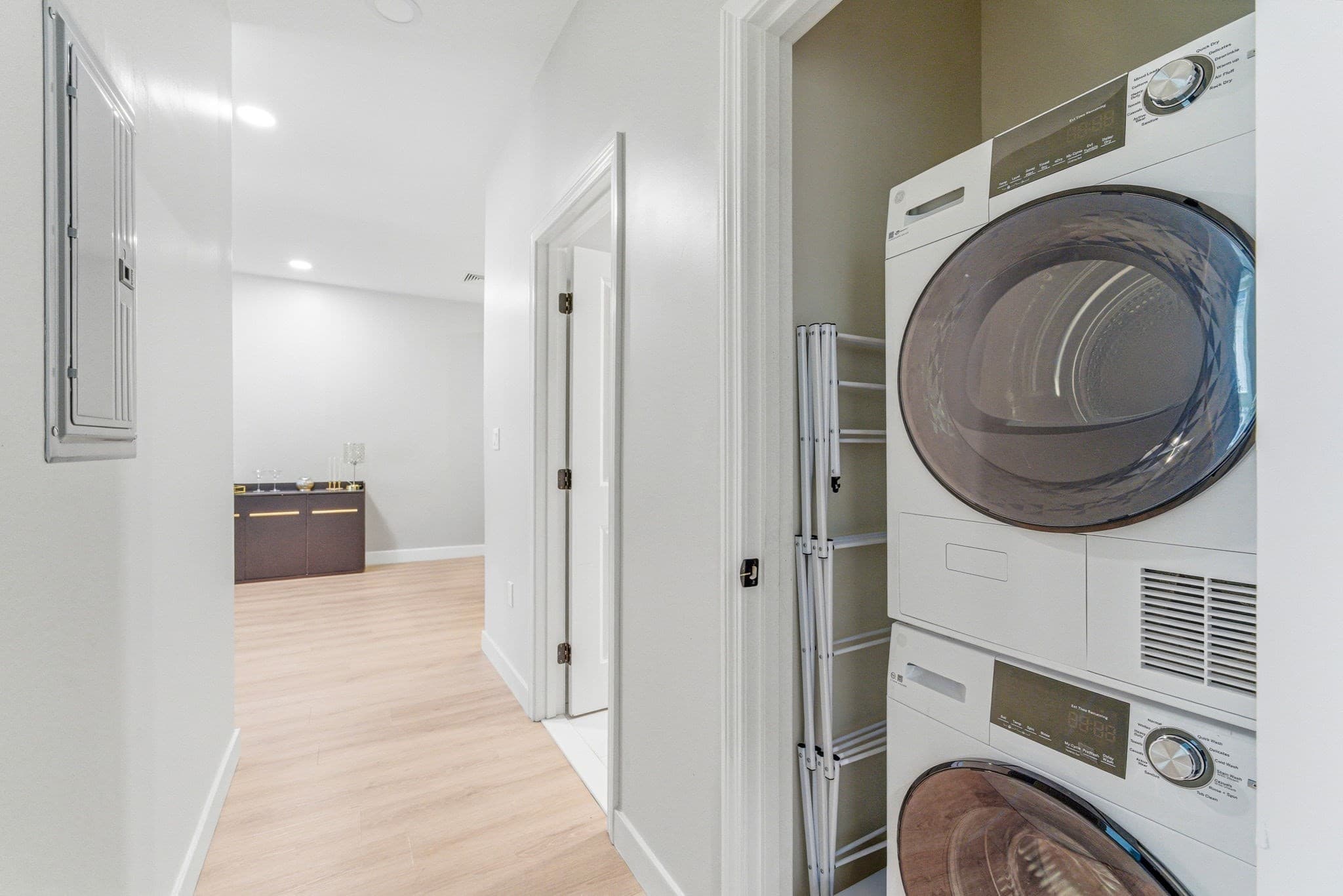 Condominium at 157 Chestnut # 203, Chelsea MA 02150, Chelsea, photo 14 of 28