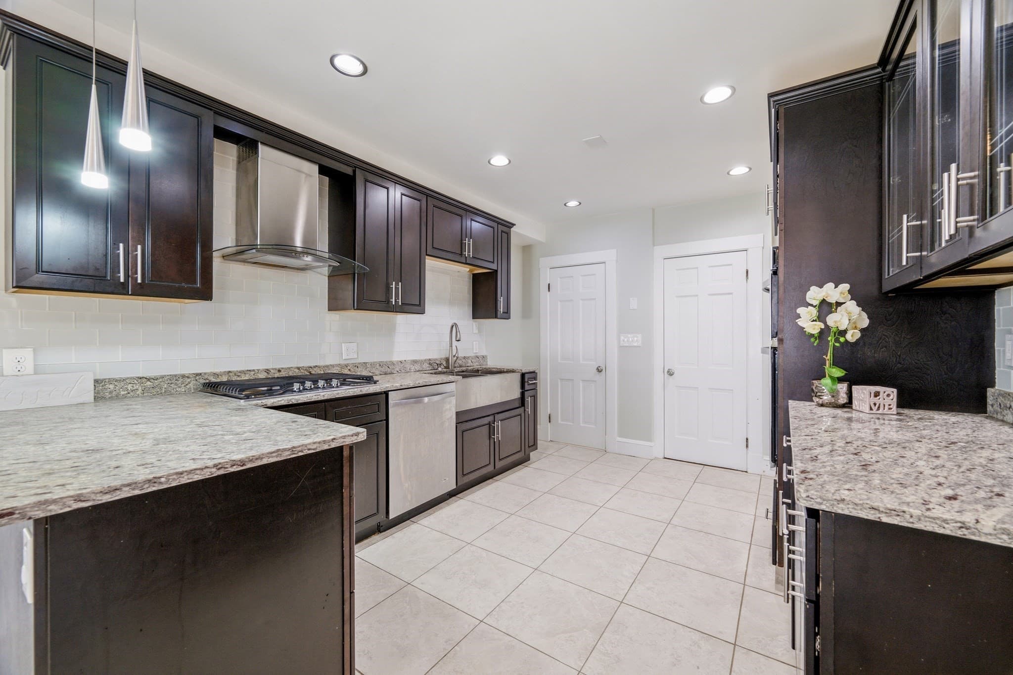 Single Family Residence at 90 Standish Ave, Quincy MA 02170, Quincy, photo 12 of 42
