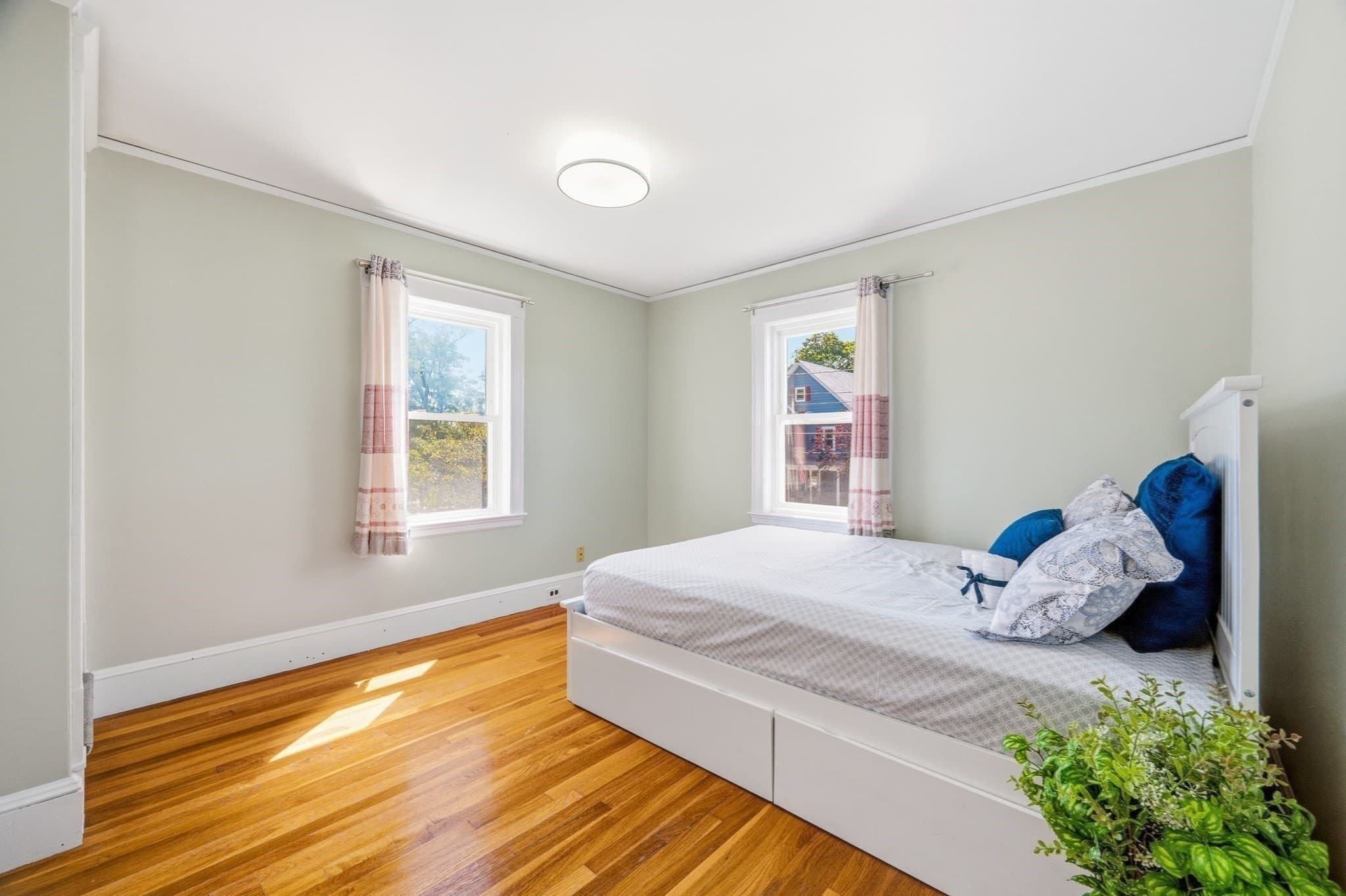 Single Family Residence at 90 Standish Ave, Quincy MA 02170, Quincy, photo 28 of 42
