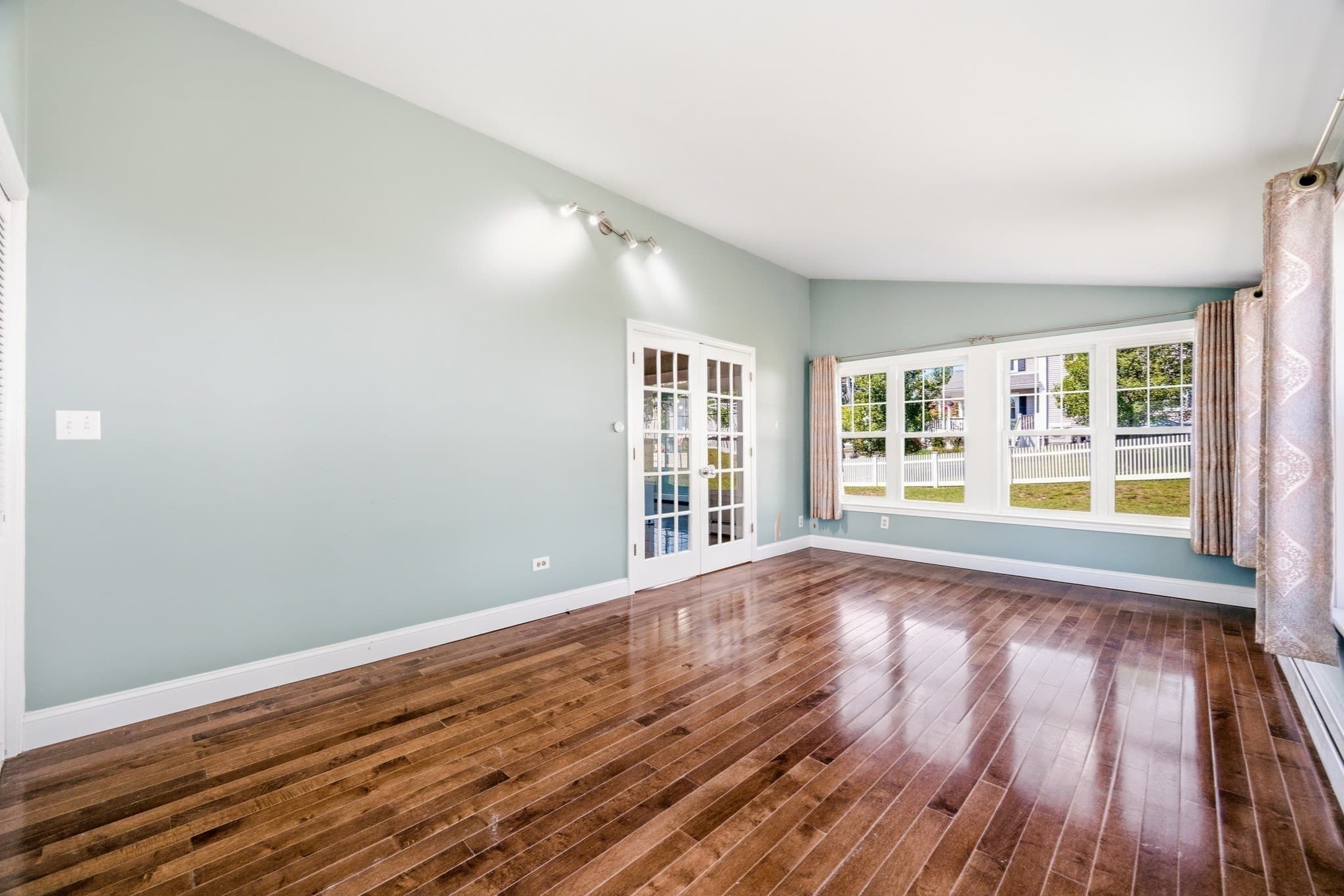 Single Family Residence at 90 Standish Ave, Quincy MA 02170, Quincy, photo 15 of 42