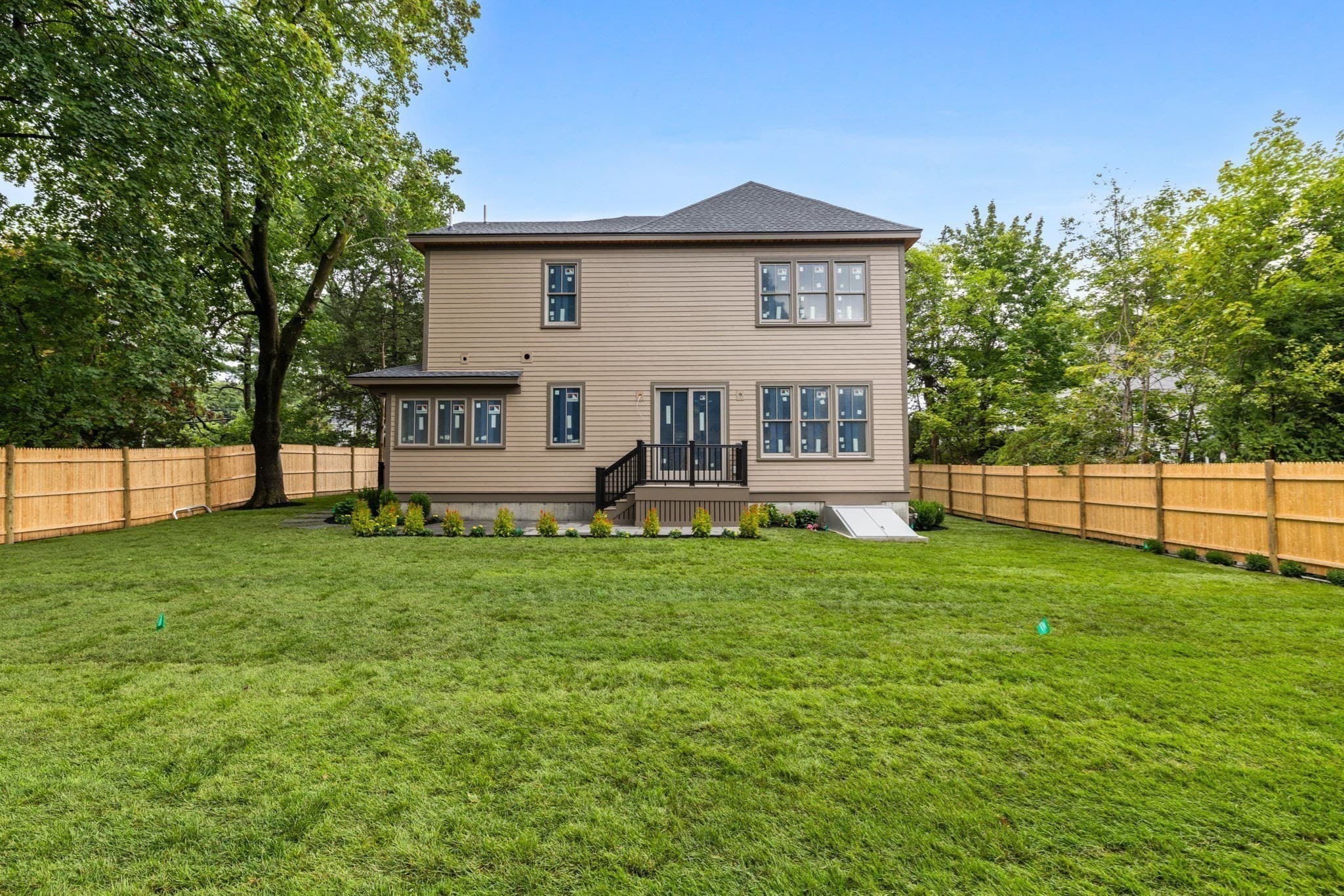 Single Family Residence at 564 Chestnut St, Needham MA 02492, Needham, photo 14 of 19