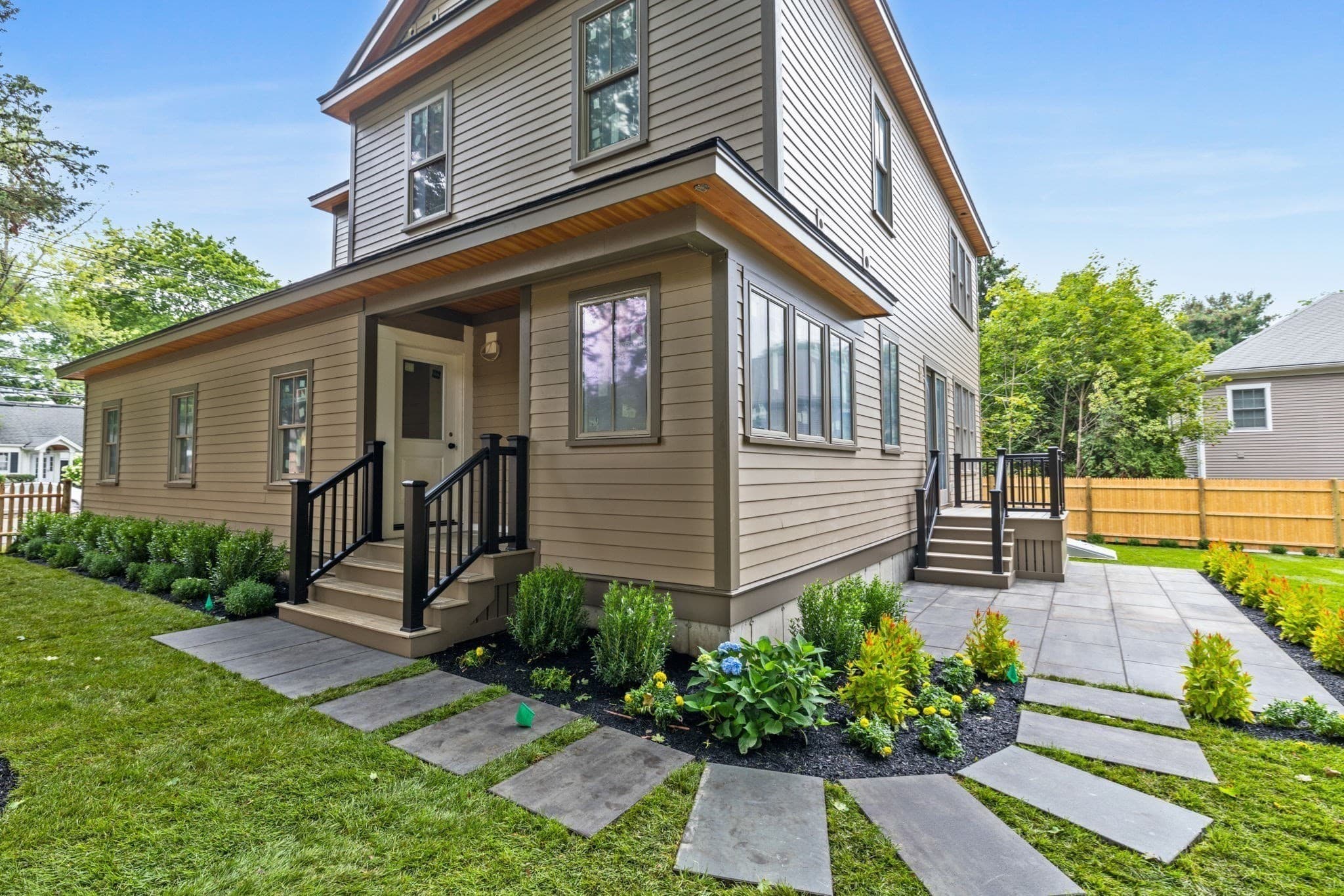 Single Family Residence at 564 Chestnut St, Needham MA 02492, Needham, photo 11 of 19