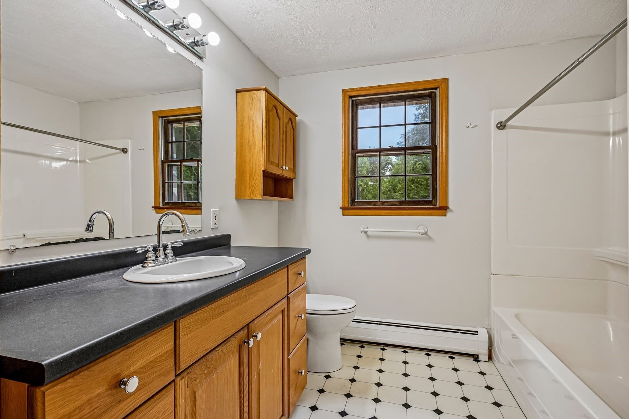 Single Family Residence at 35 Davidson Ave, Merrimack NH 03054, Merrimack, photo 9 of 41