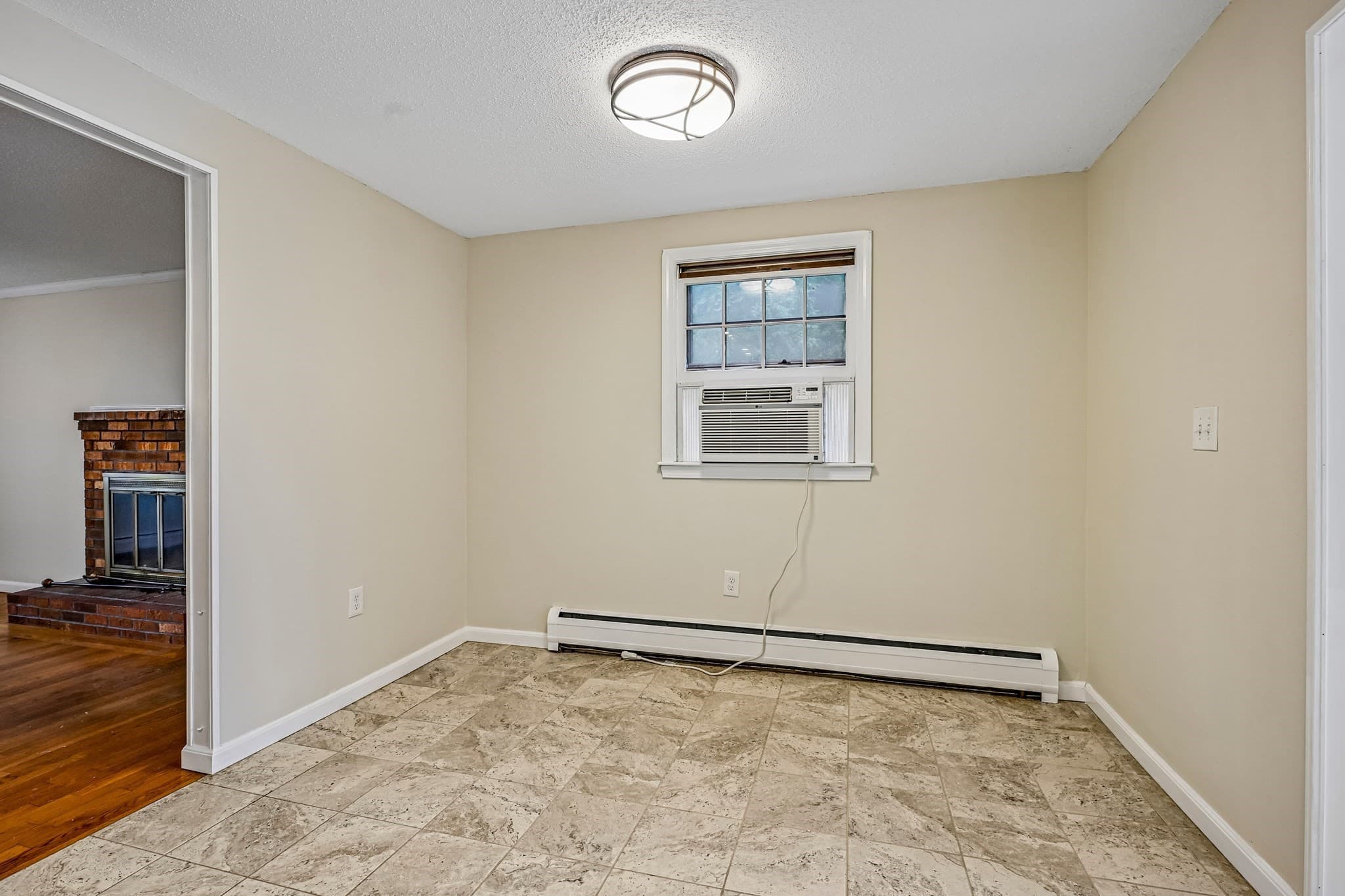Single Family Residence at 35 Davidson Ave, Merrimack NH 03054, Merrimack, photo 11 of 41