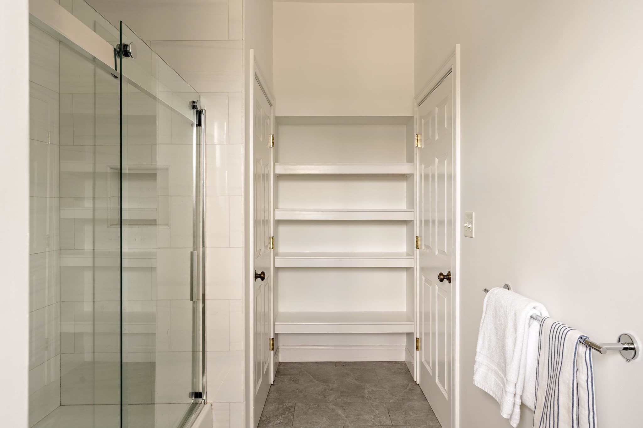 Condominium at 74 Washington St # 1, Boston MA 02129, Boston, photo 19 of 24