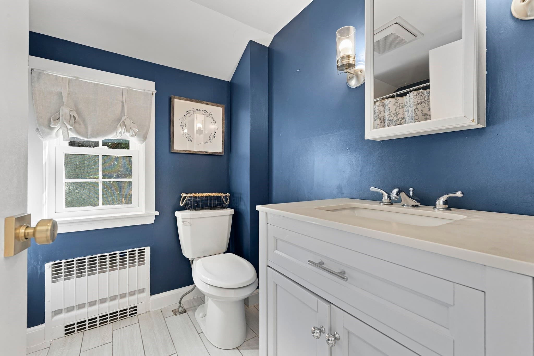 Single Family Residence at 446 Pine St, Weymouth MA 02190, photo 22 of 34