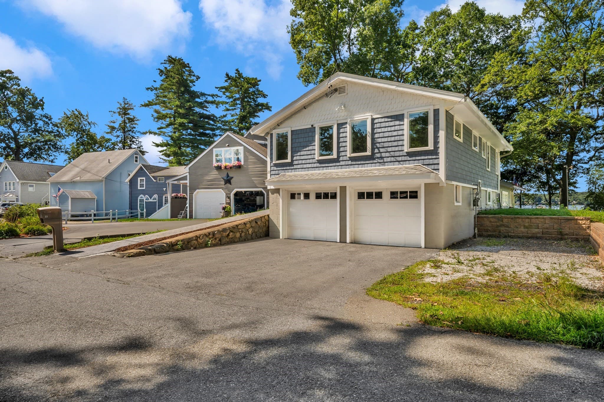 22 Lake Attitash Rd, Amesbury MA 01913
