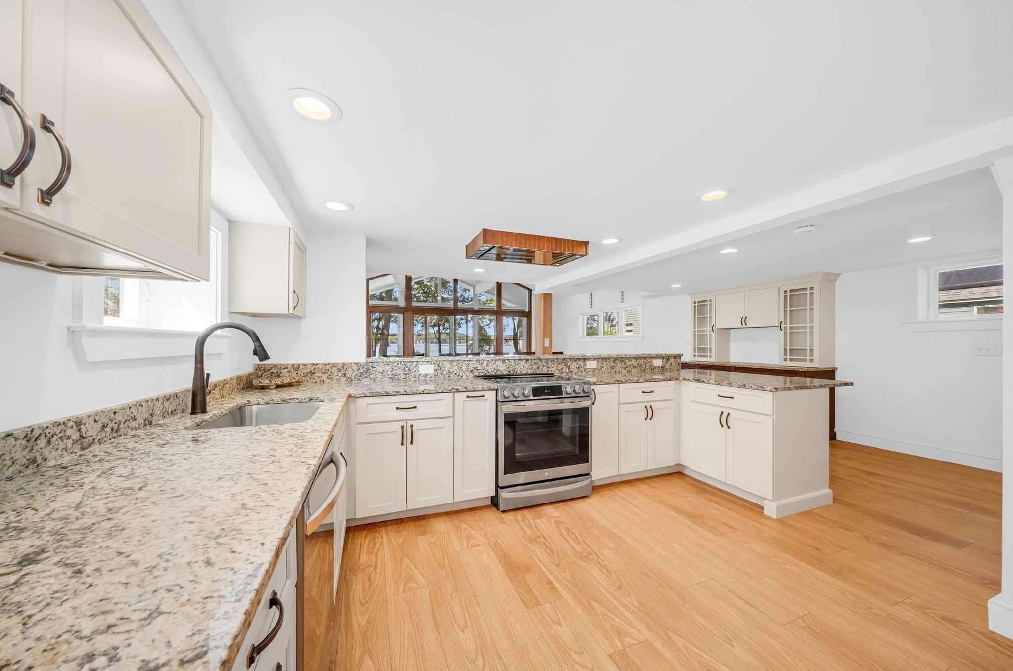 Single Family Residence at 22 Lake Attitash Rd, Amesbury MA 01913, Amesbury, photo 5 of 40