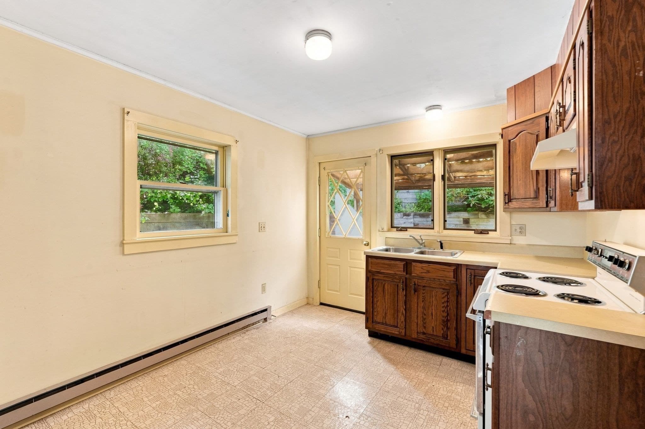 Single Family Residence at 80 Lakeview Rd, Shutesbury MA 01072, photo 14 of 42