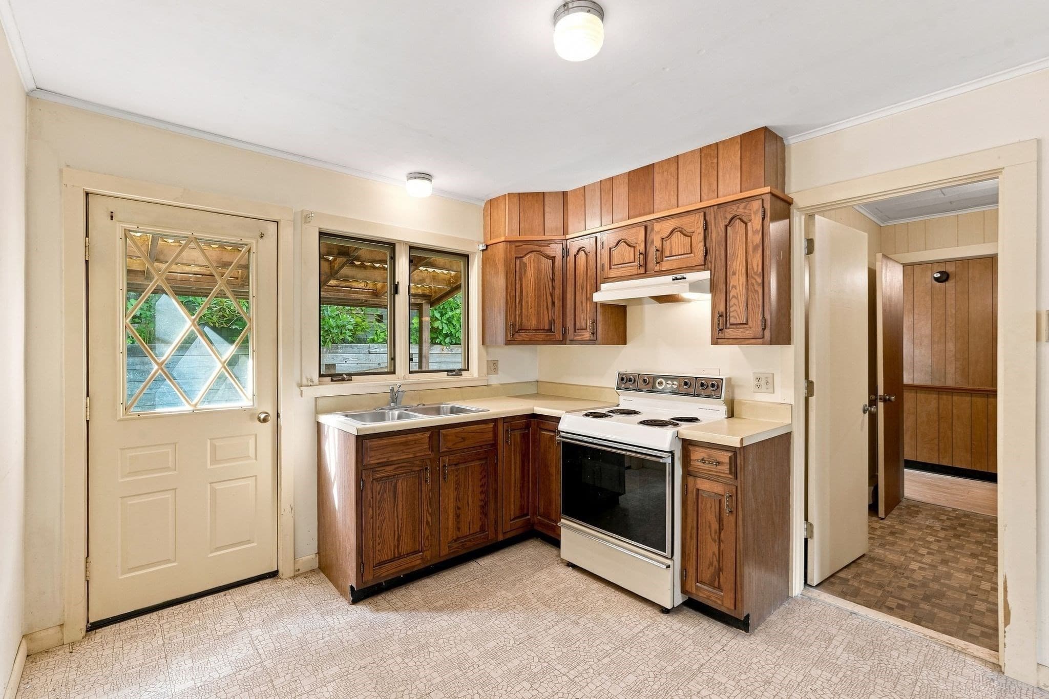 Single Family Residence at 80 Lakeview Rd, Shutesbury MA 01072, photo 15 of 42