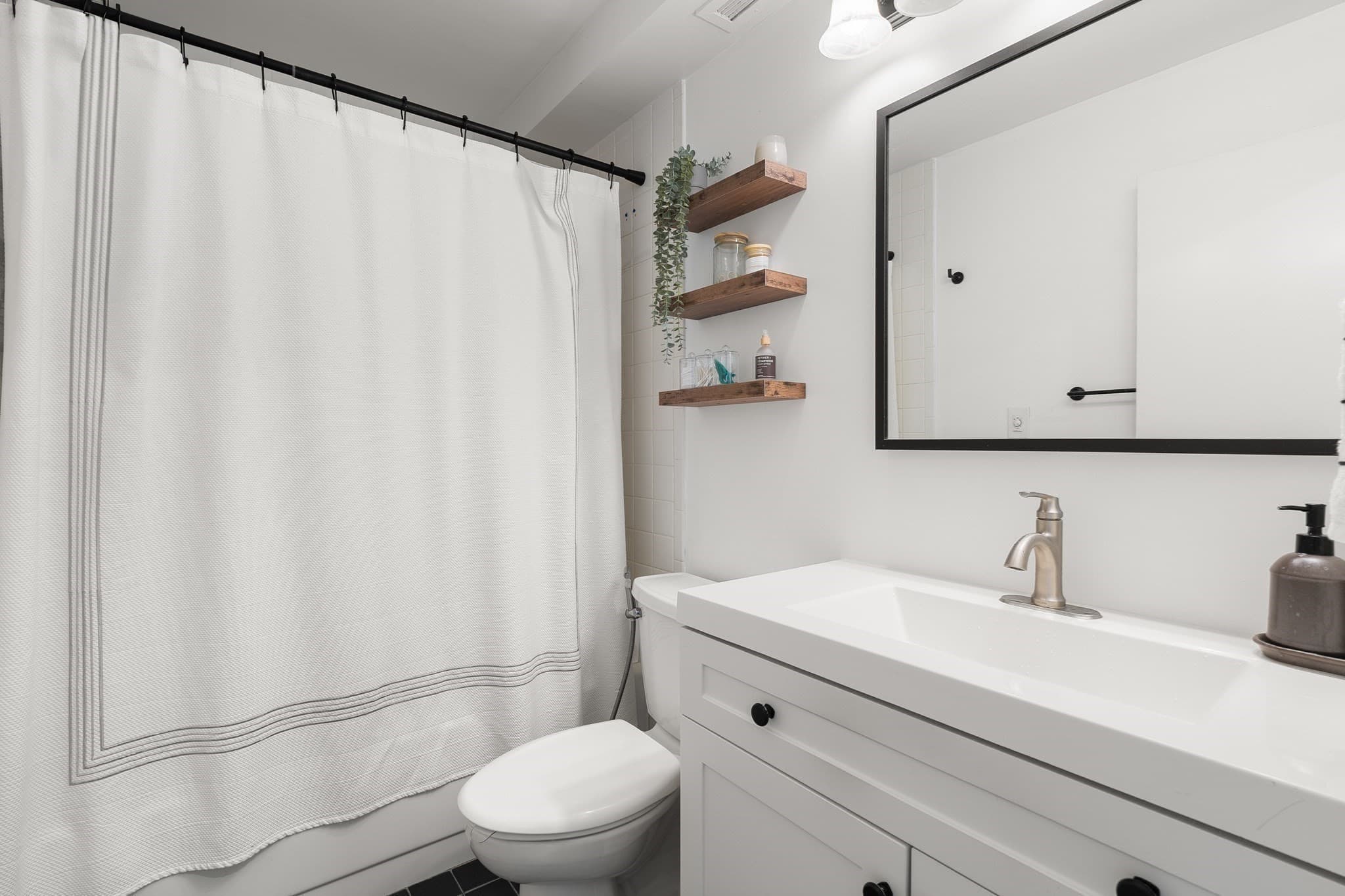 Condominium at 77 Adams # 101, Quincy MA 02169, photo 12 of 27